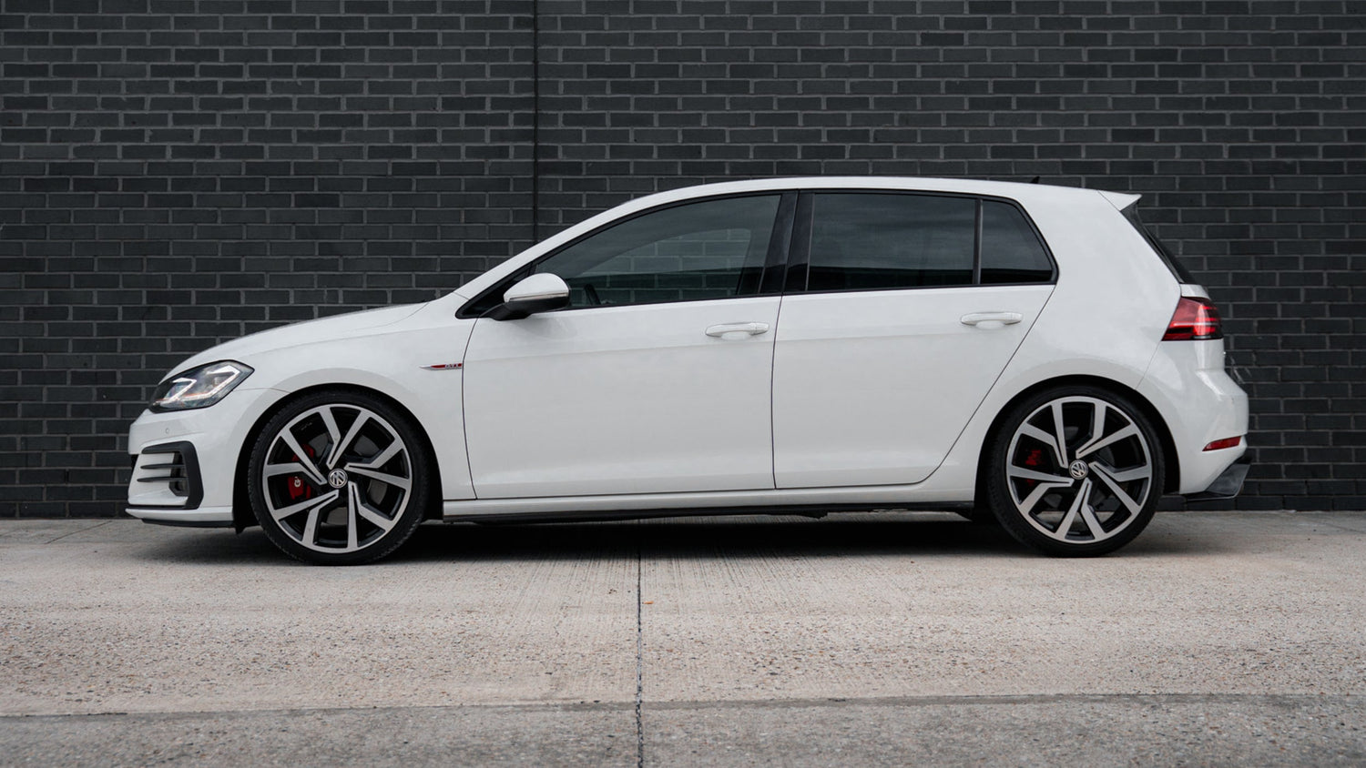 Perfecting the stance of a mk7.5 golf gti