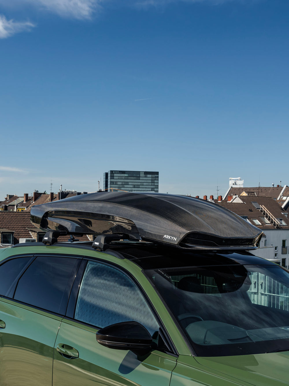 FALCON-1 Carbon Fibre Roof Box by ARKYN