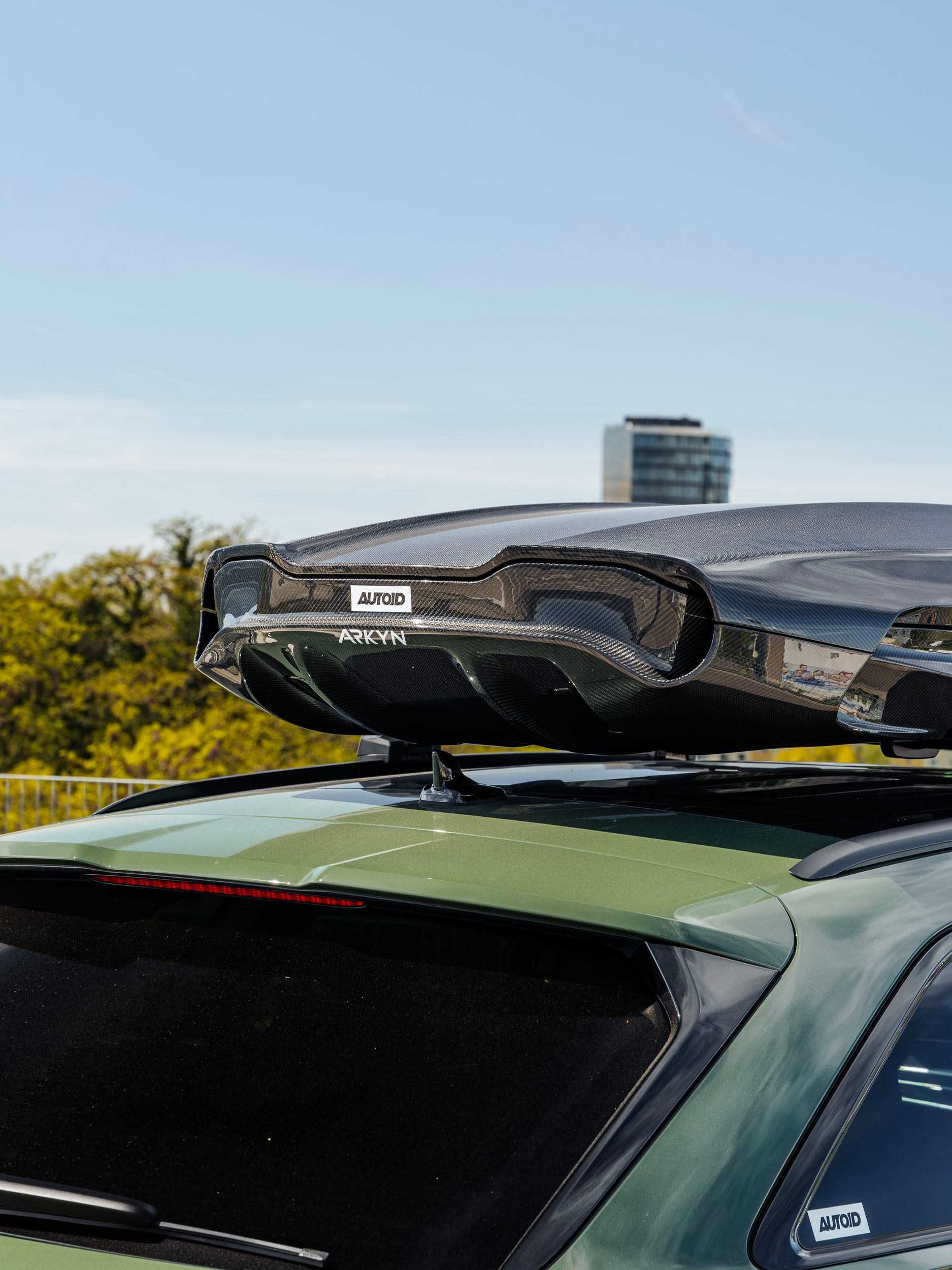FALCON-1 Carbon Fibre Roof Box by ARKYN