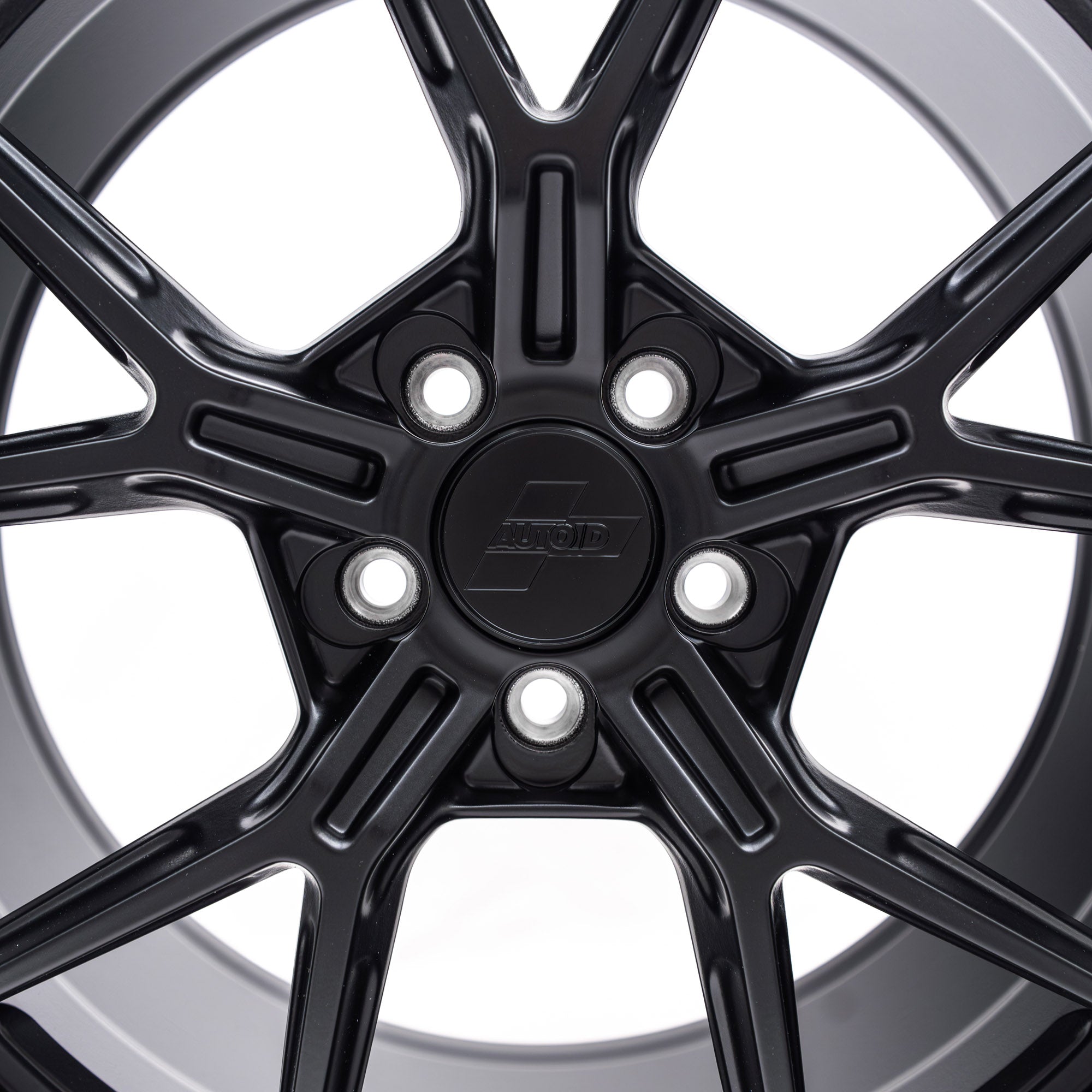 AU10 Flow Form 19" Limited Edition Wheels by AUTOID x Bola