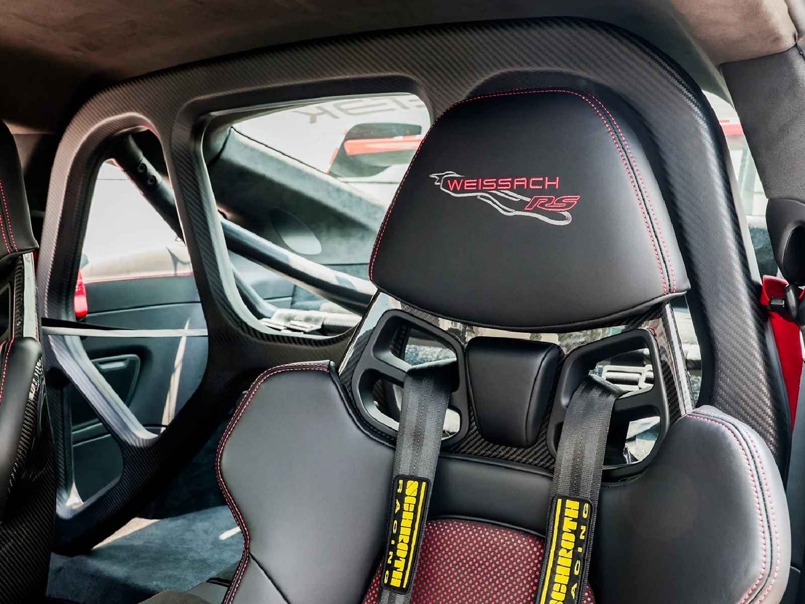 Porsche 991 & 992 Dry Carbon Fibre Roll Cage by Silver Rocket