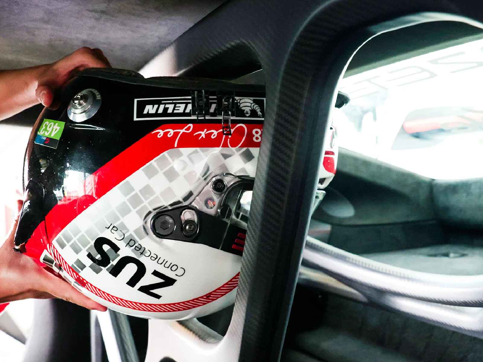 Porsche 991 & 992 Dry Carbon Fibre Roll Cage by Silver Rocket