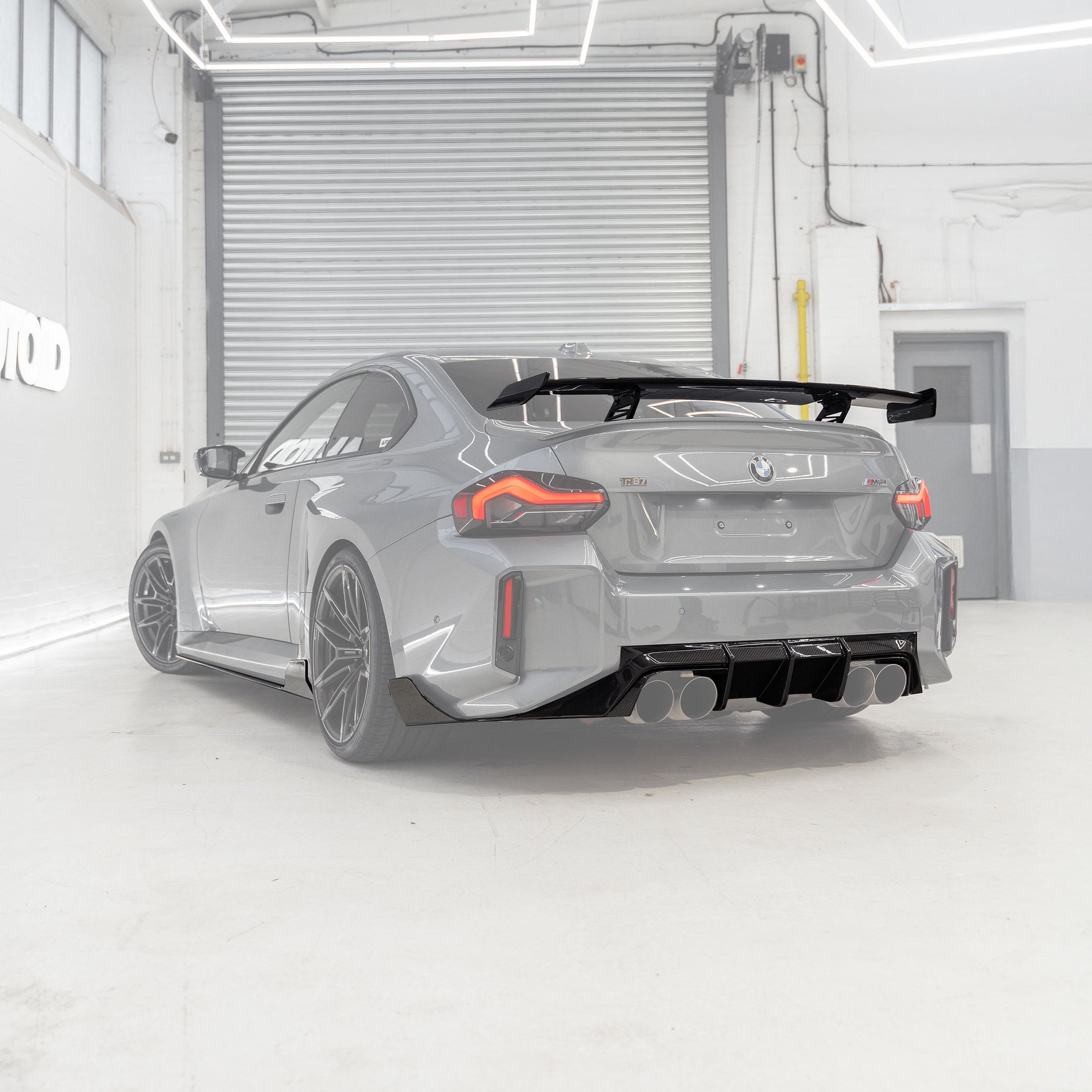 BMW G87 M2 TRE TR87 Carbon Body kit