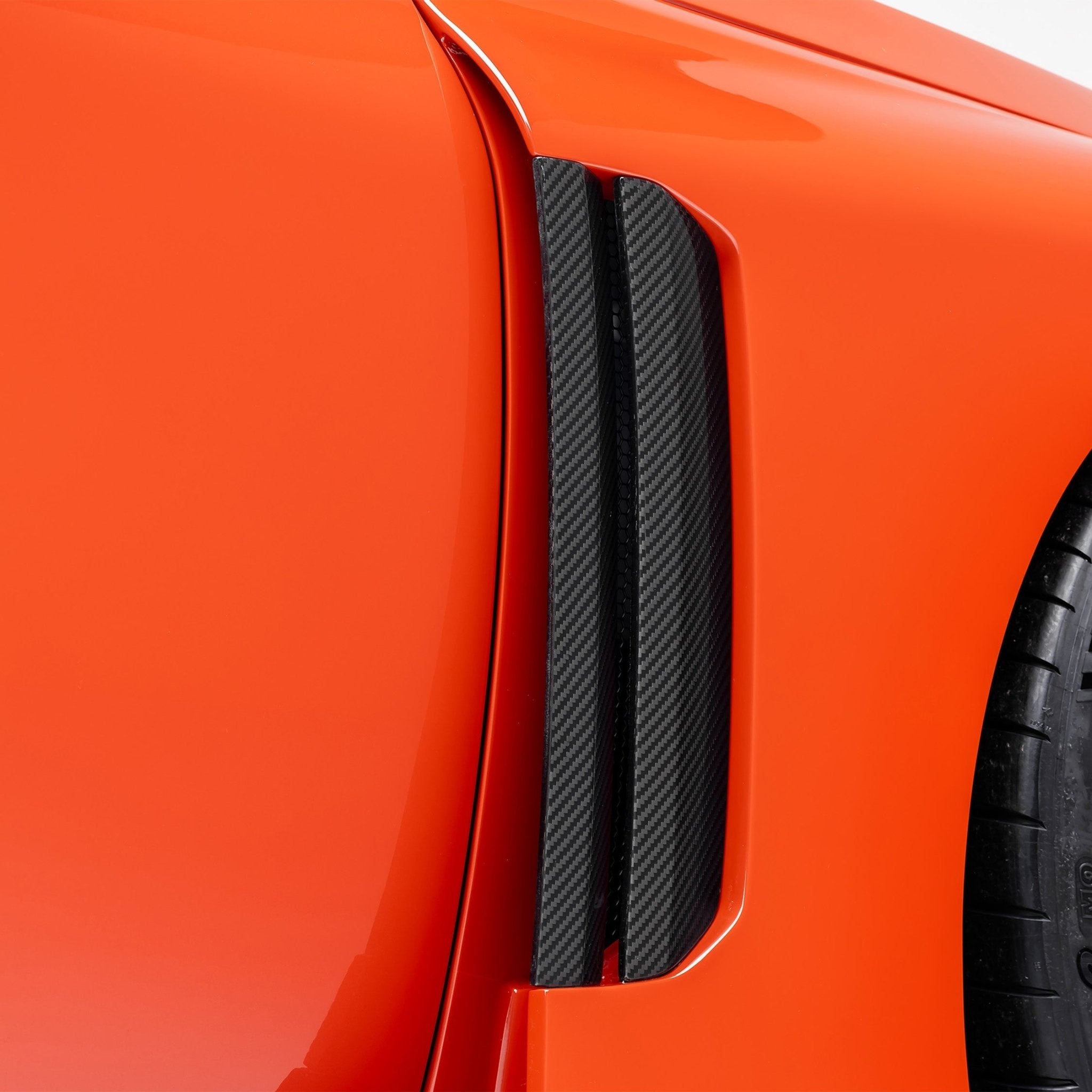 BMW G87 M2 VRS Aero Vented Fenders with Side Skirts by Vorsteiner - AUTOID - Replacement Fenders - Vorsteiner