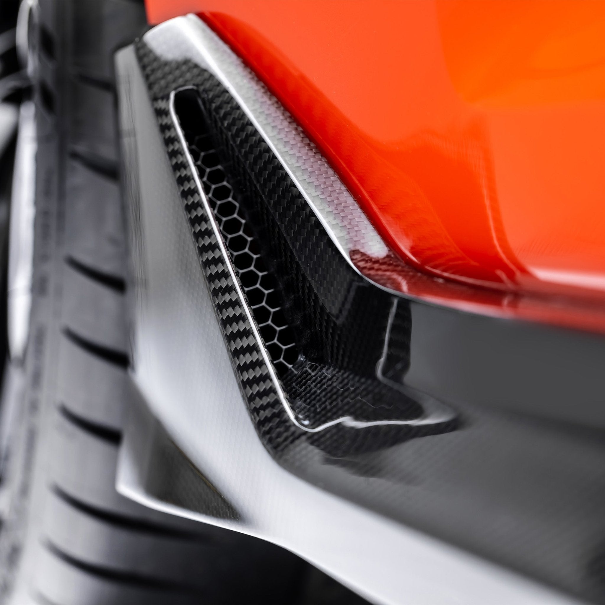 BMW G87 M2 VRS Aero Vented Fenders with Side Skirts by Vorsteiner - AUTOID - Replacement Fenders - Vorsteiner