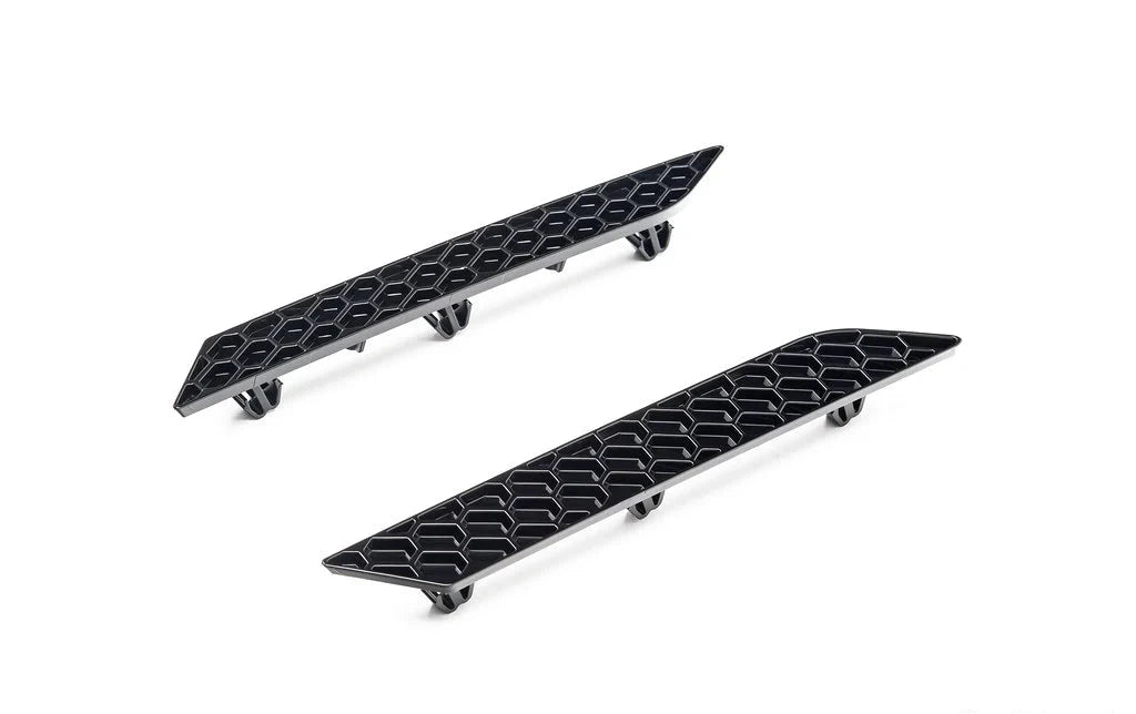 BMW M5 G90 G99 Gloss Black Rear Reflector Deletes by Acexxon (2024+) - AUTOID - Reflector Inserts & Overlays - Acexxon Motorsports