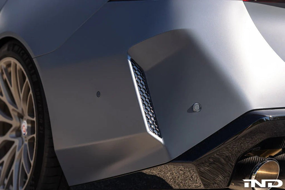 BMW M5 G90 G99 Gloss Black Rear Reflector Deletes by Acexxon (2024+) - AUTOID - Reflector Inserts & Overlays - Acexxon Motorsports