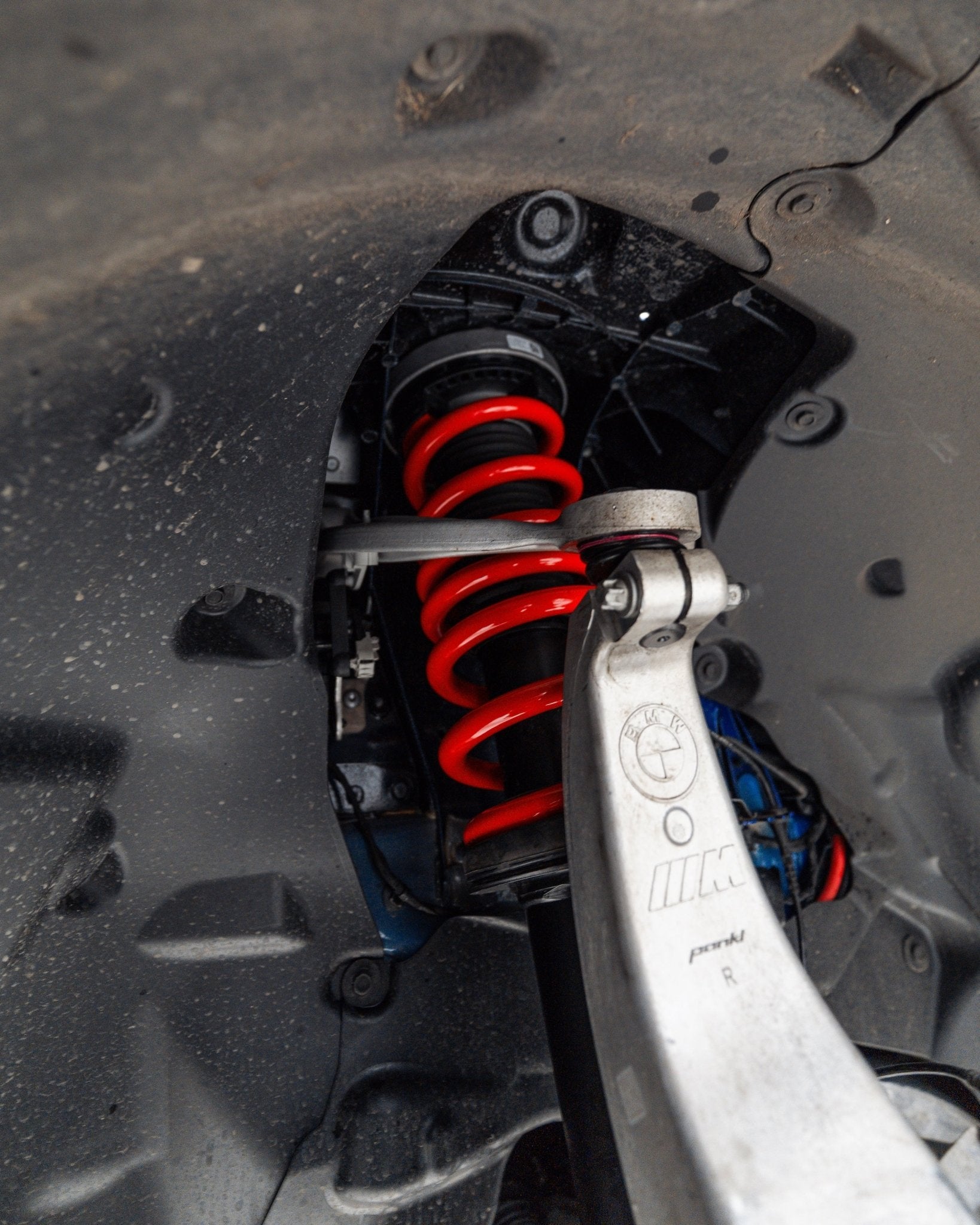 Cobra BMW M5 G99 Touring OEM+ Stance Kit with Springs & Spacers Lowering Springs AUTOID®