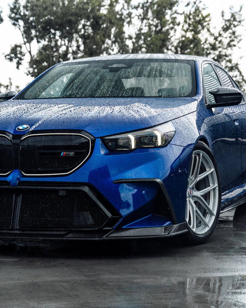 BMW M5 G90 G99 Pre - Preg Carbon Fibre PR - 1 Front Duct Extension Trims by TRE - AUTOID - Fender Trim - TRE