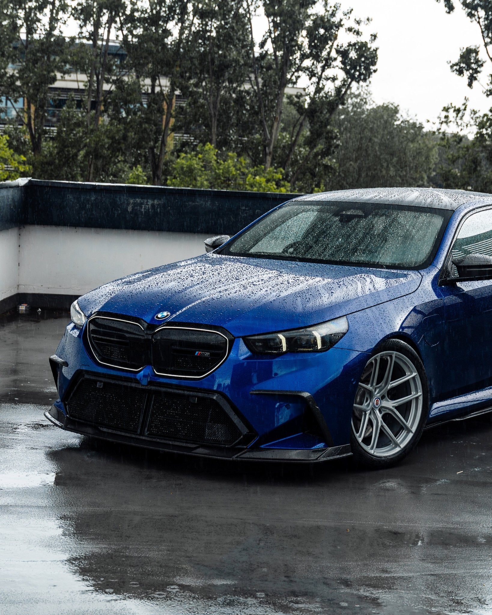 BMW M5 G90 G99 Pre - Preg Carbon Fibre PR - 1 Front Duct Extension Trims by TRE - AUTOID - Fender Trim - TRE