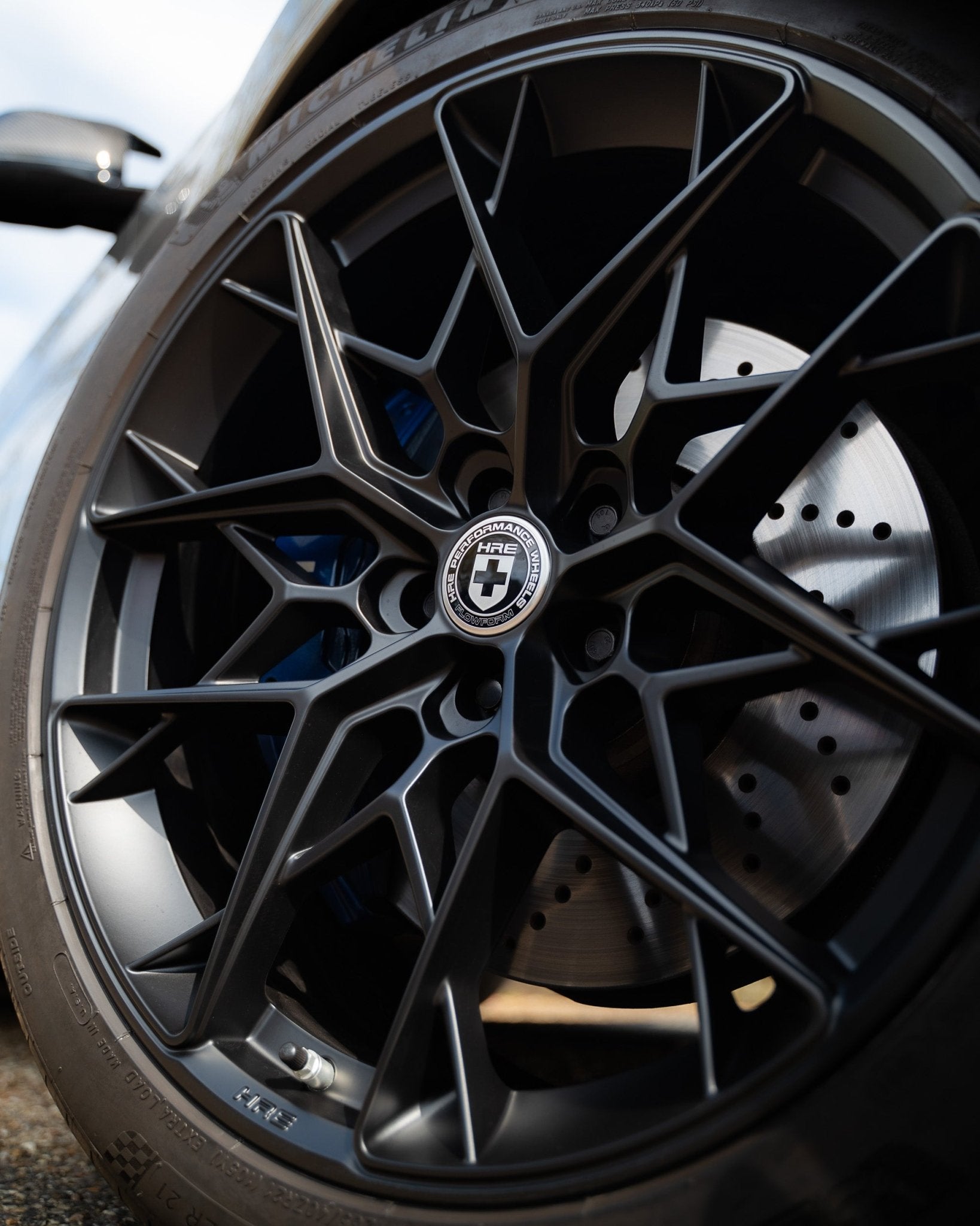 HRE FF10 Flowform Alloy Wheels Set of 4 - AUTOID - Flow Forged Wheels - HRE Performance Wheels