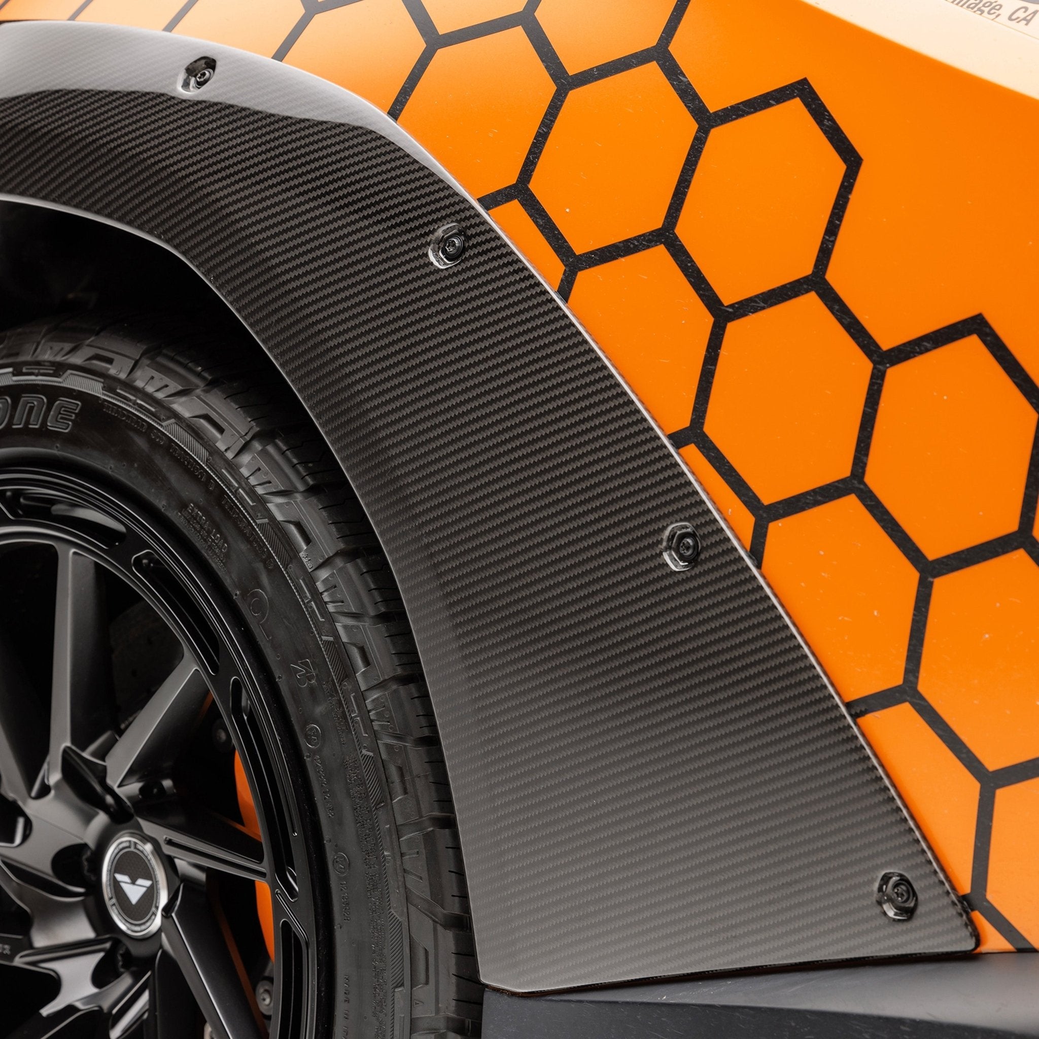 Lamborghini Huracan Sterrato VRS Aero Fender Flares Carbon Fiber by Vorsteiner - AUTOID - Fender Trim - Vorsteiner