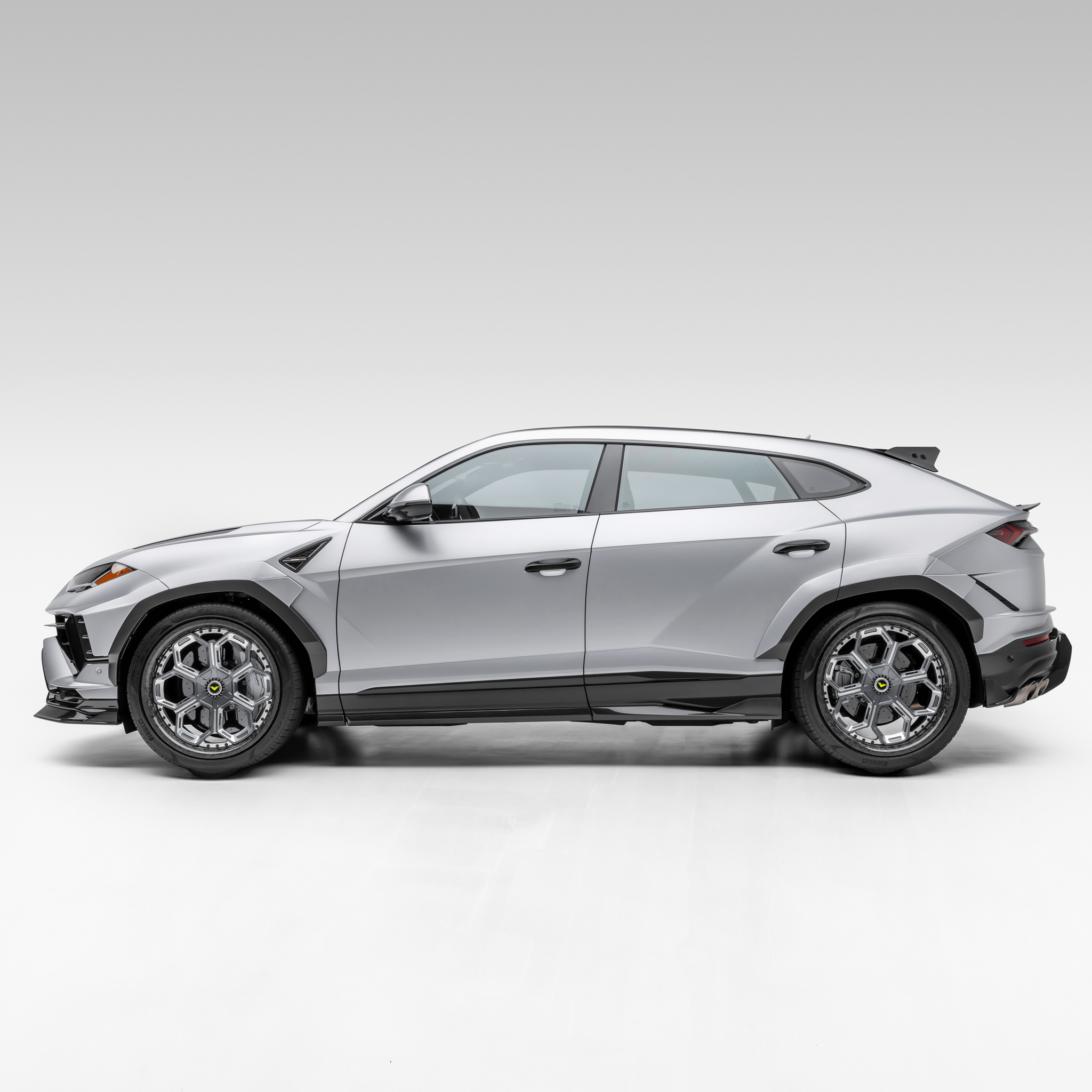 Lamborghini Urus Performante Edizione Aero Decklid Spoiler by Vorsteiner - AUTOID - Rear Spoilers - Vorsteiner