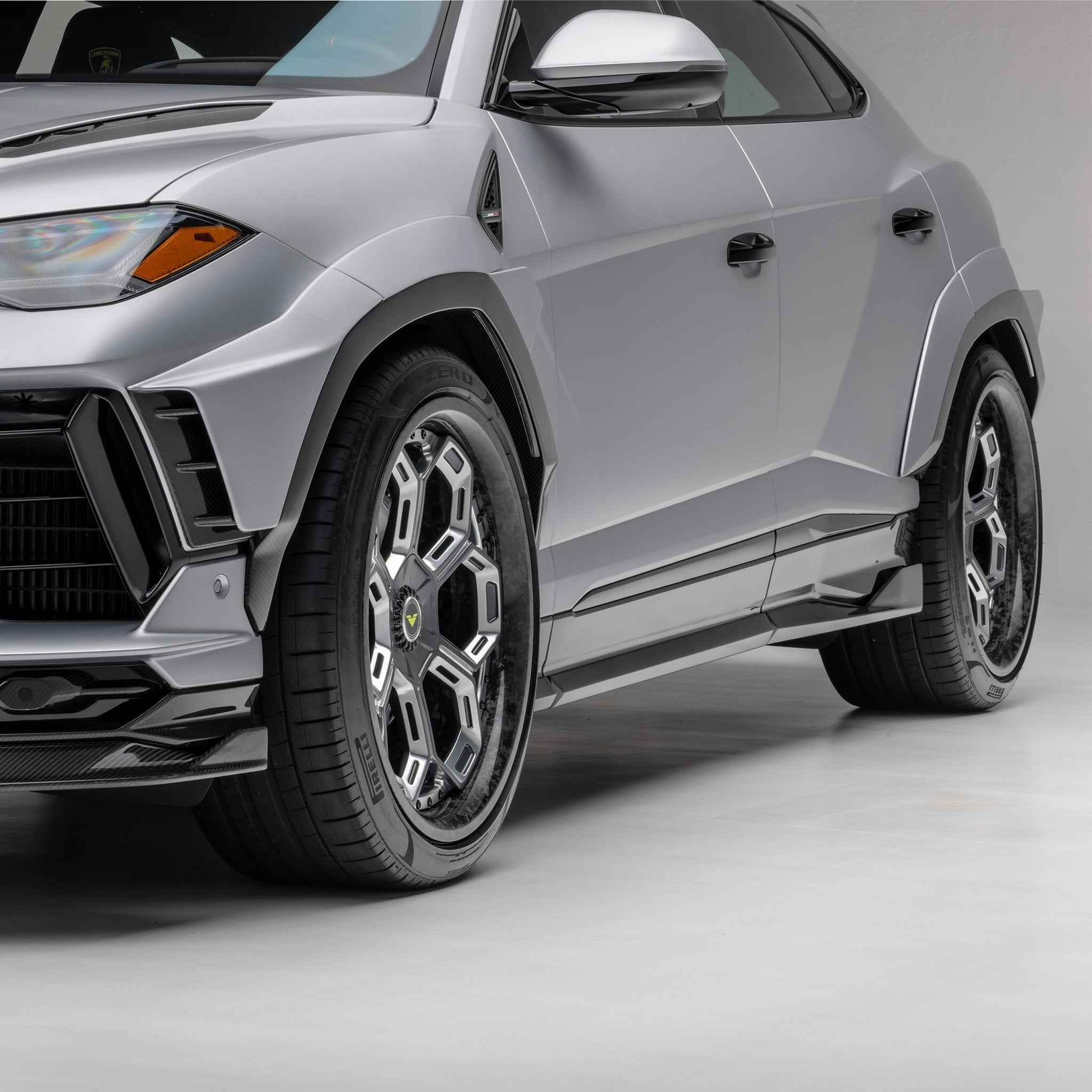 Lamborghini Urus Performante Edizione Aero Fender Flares by Vorsteiner - AUTOID - Fender Trim - Vorsteiner