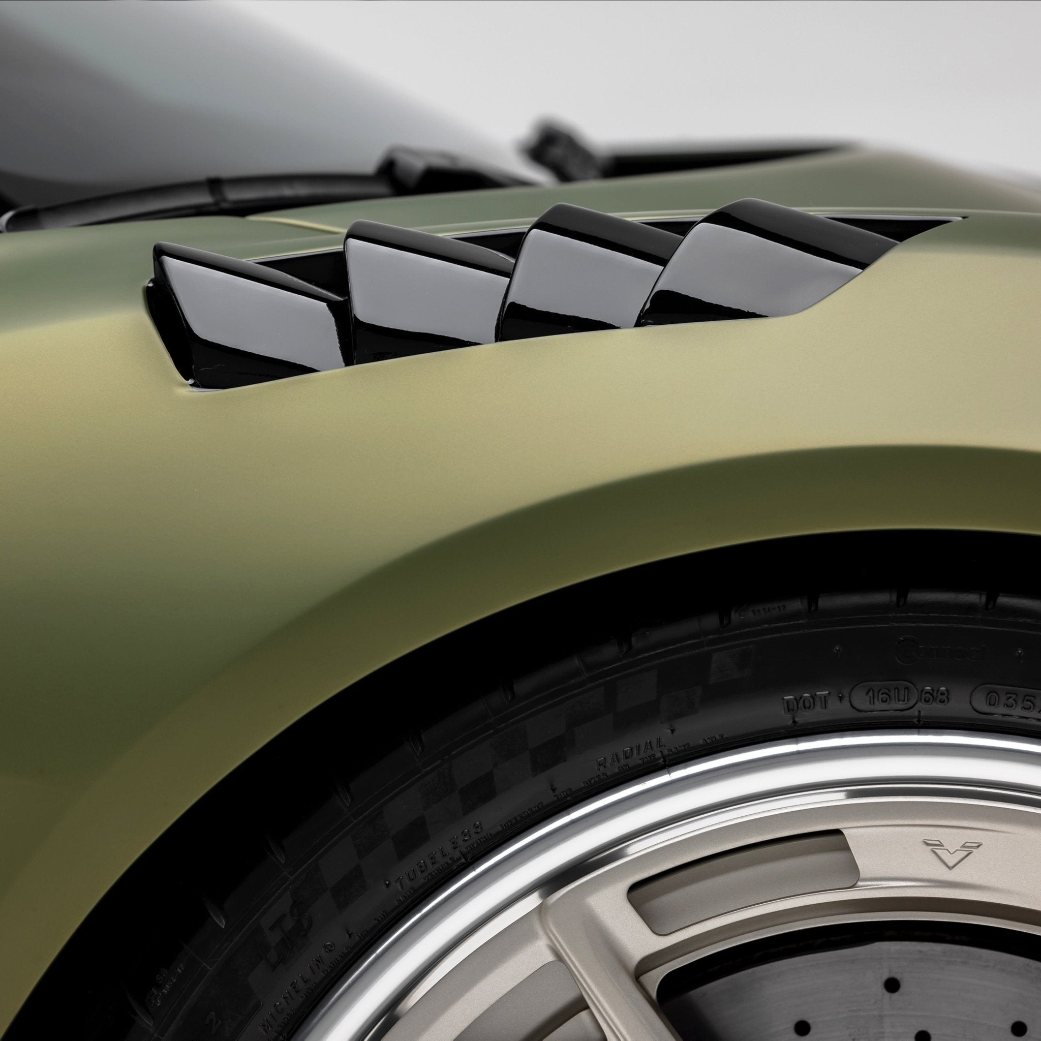 Lotus Emira LR - 52 Vented Fenders by Vorsteiner - AUTOID - Replacement Fenders - Vorsteiner