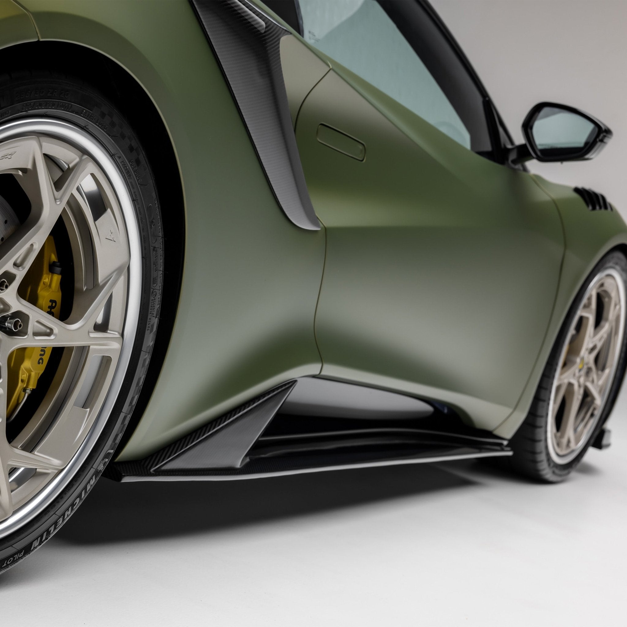 Loyus Emira LR - 52 Side Skirts by Vorsteiner - AUTOID - Side Skirts & Winglets - Vorsteiner