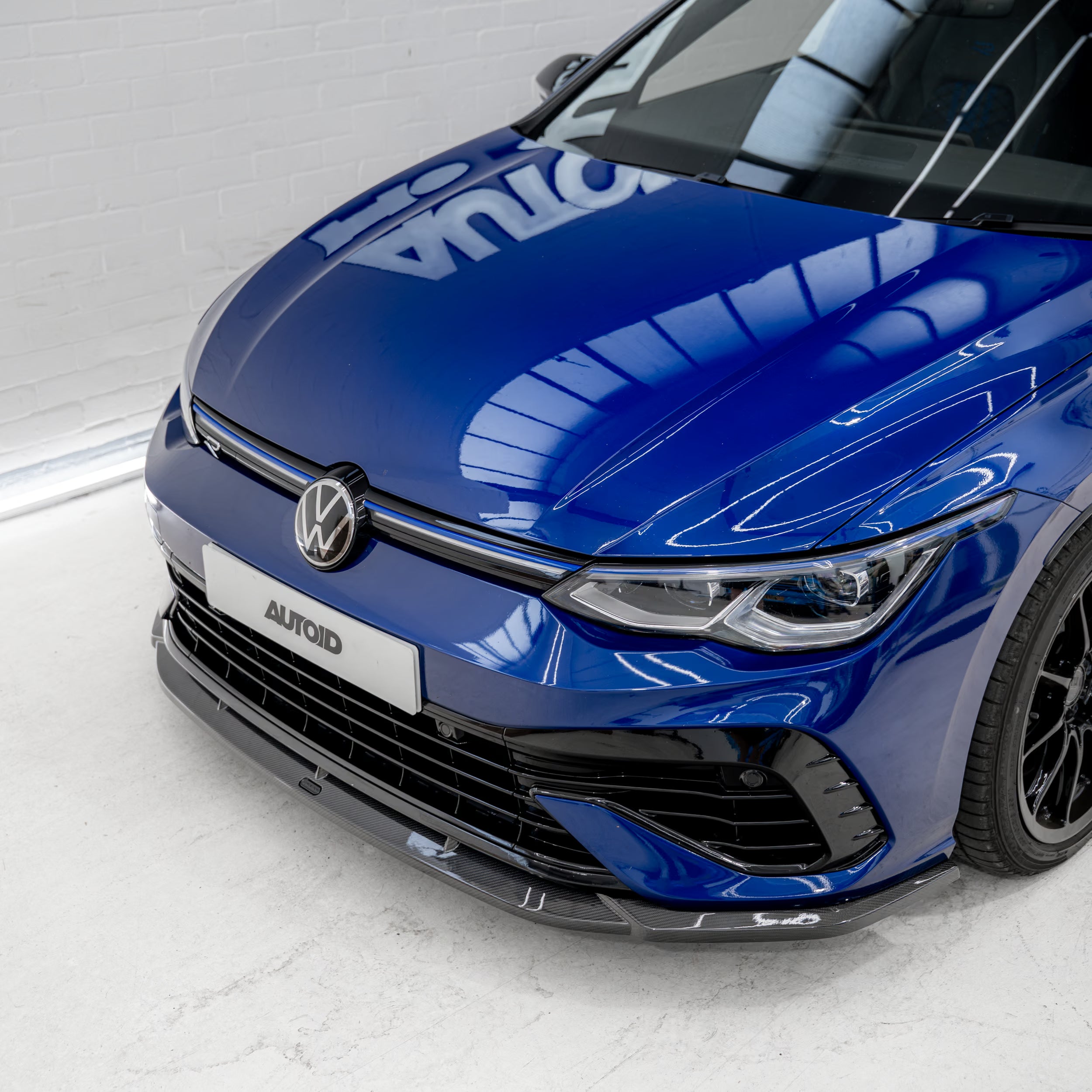 Divisore paraurti anteriore in fibra di carbonio Volkswagen Golf R Mk8 di Urban (2020+)