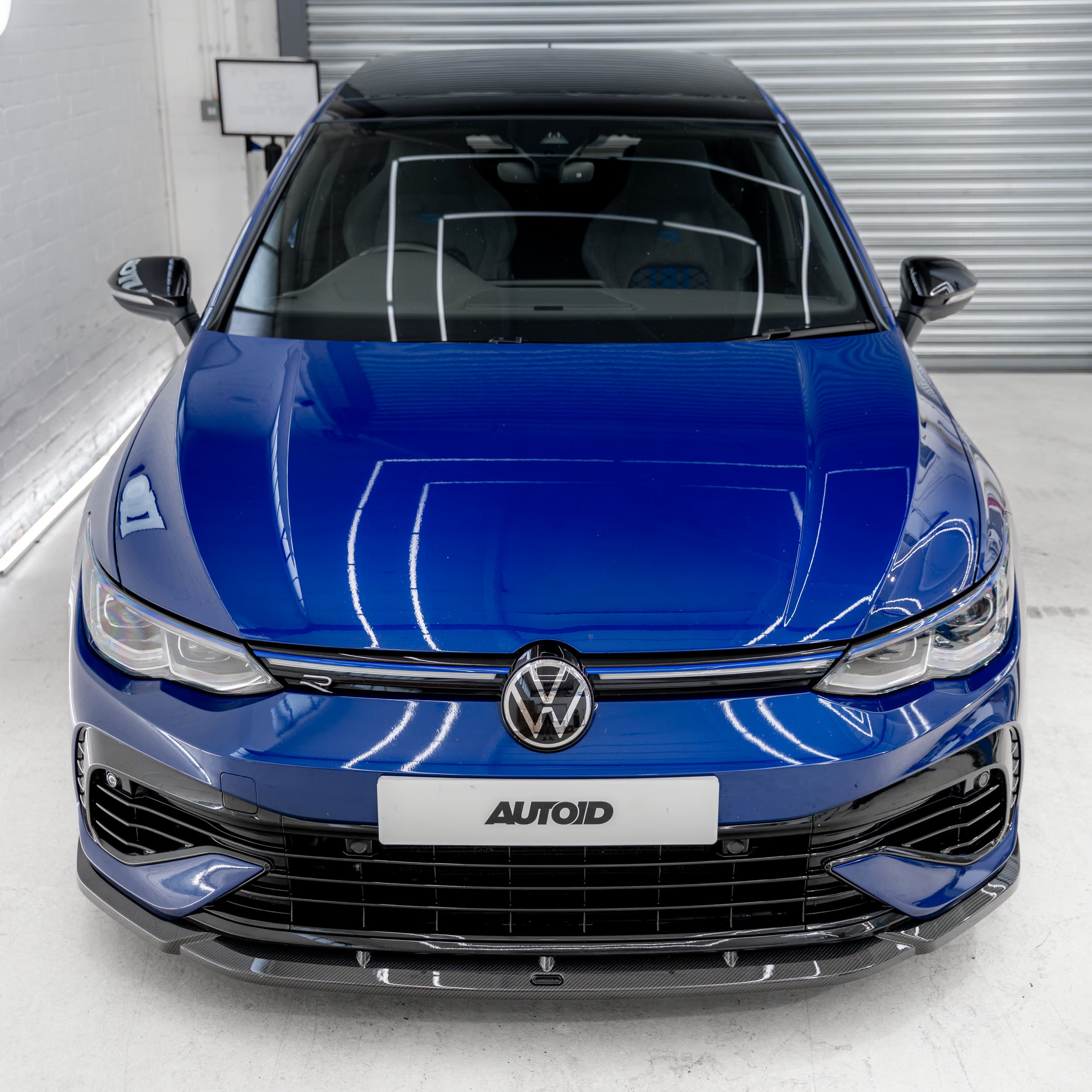 Divisore paraurti anteriore in fibra di carbonio Volkswagen Golf R Mk8 di Urban (2020+)