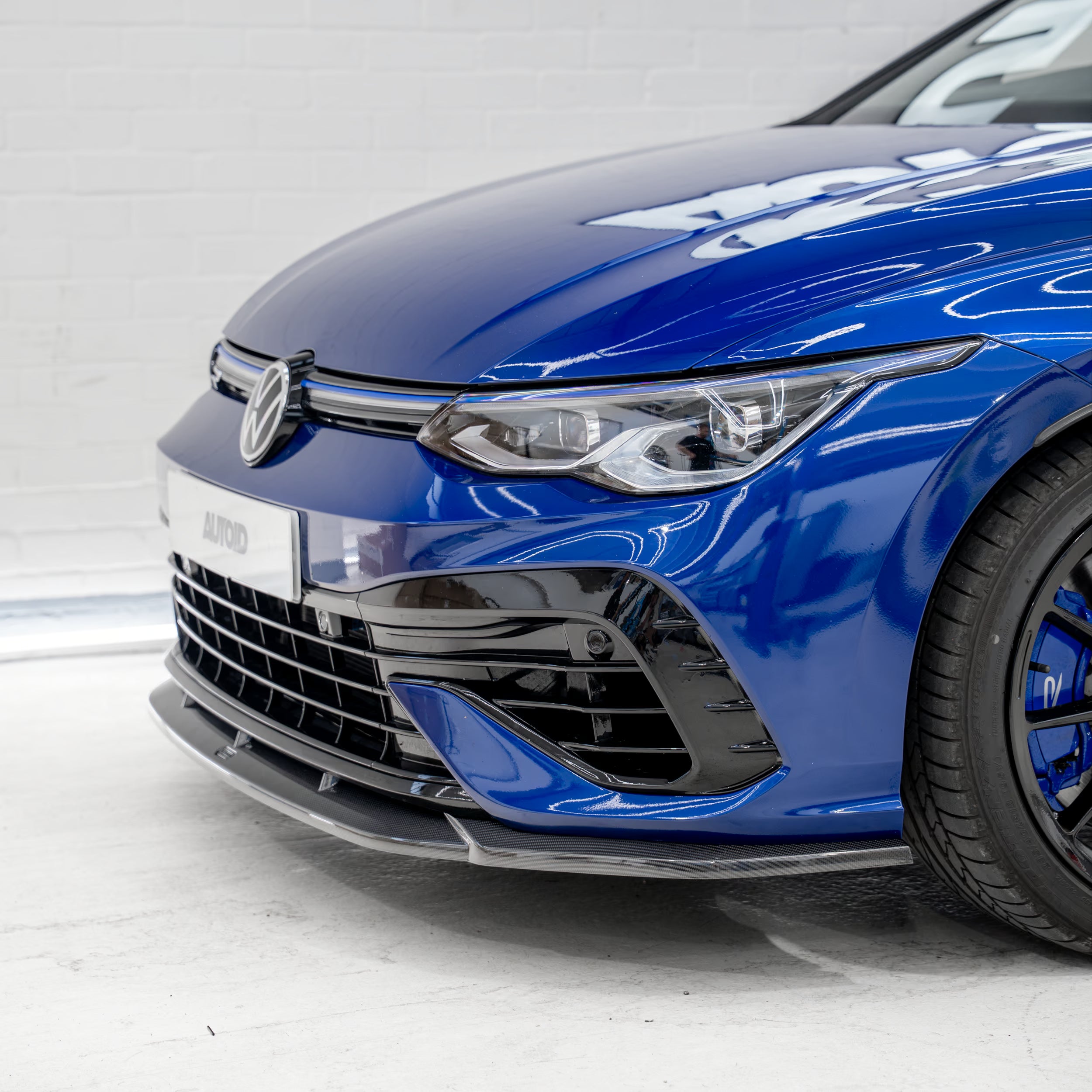 Divisore paraurti anteriore in fibra di carbonio Volkswagen Golf R Mk8 di Urban (2020+)