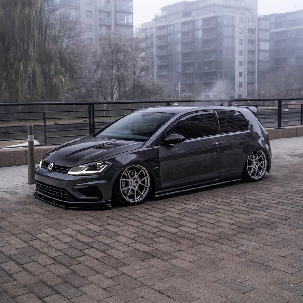 VW Golf Mk7 & Mk7.5 Carbon Fibre Front Fenders (2013-2020), Replacement Fenders, Essentials - AUTOID | Premium Automotive Accessories
