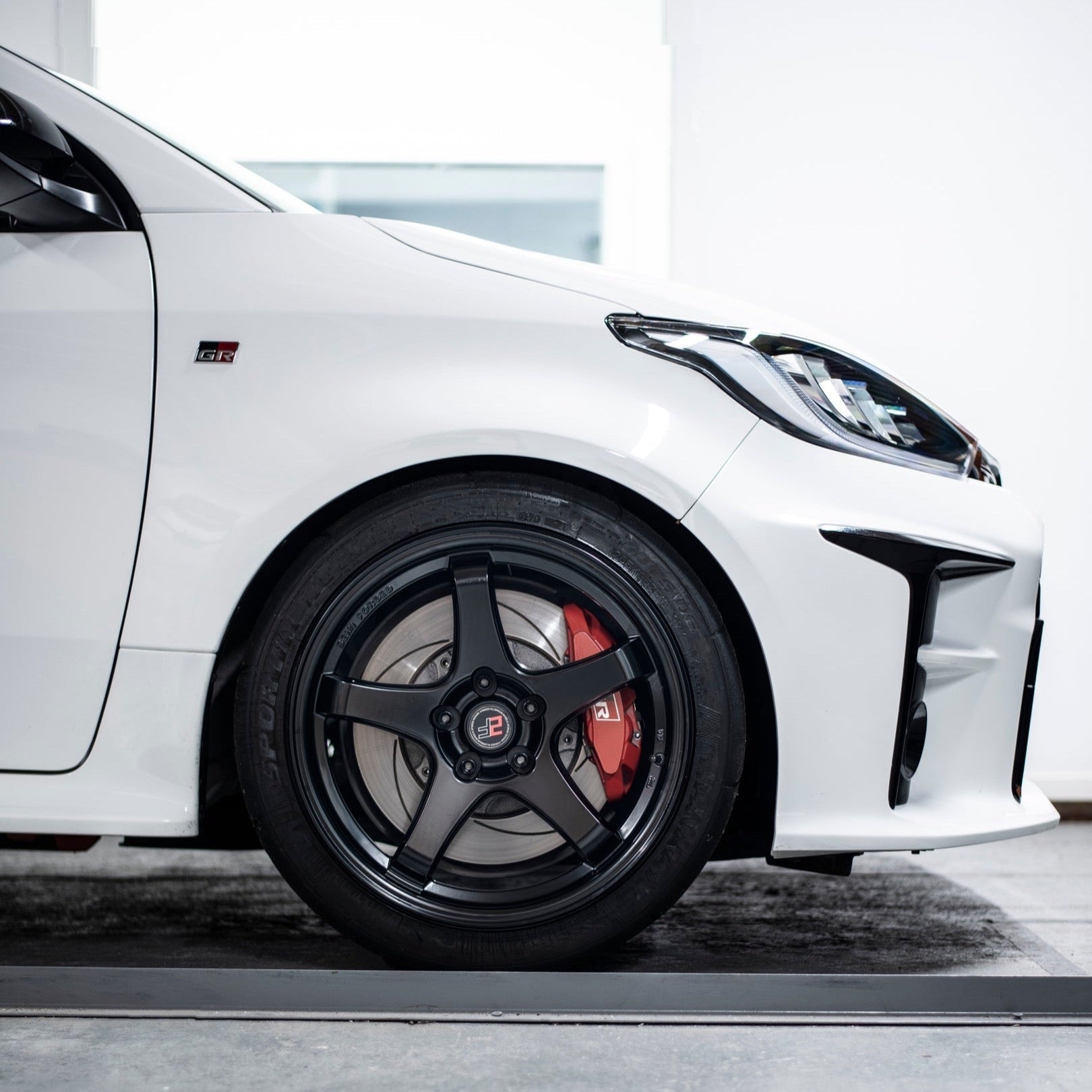 2Forge ZF7 Semi-Forged Wheels - AUTOID® - Flow Forged Wheels - 2Forge