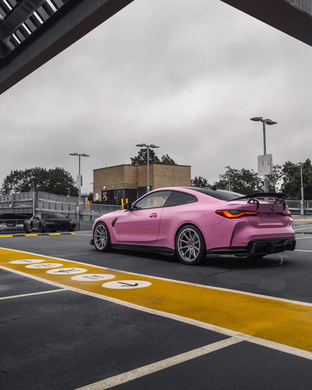 2Forge ZF8-R Fully Forged Wheel - AUTOID® - Forged Wheels - 2Forge