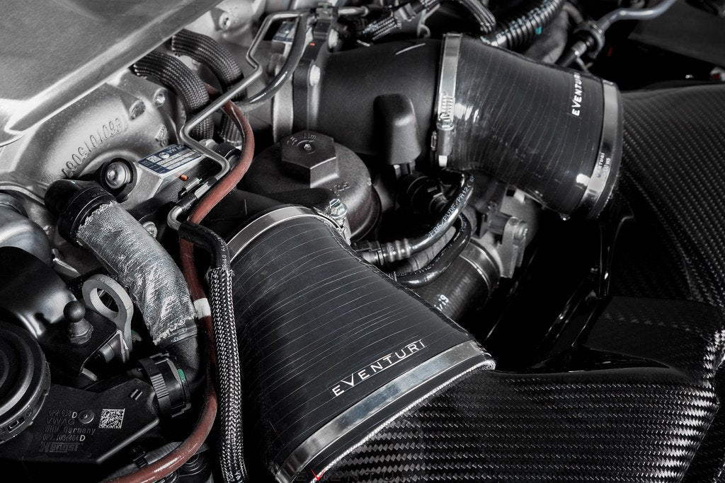 Eventuri Audi C8 RS6/RS7 Turbo Inlet Set close-up