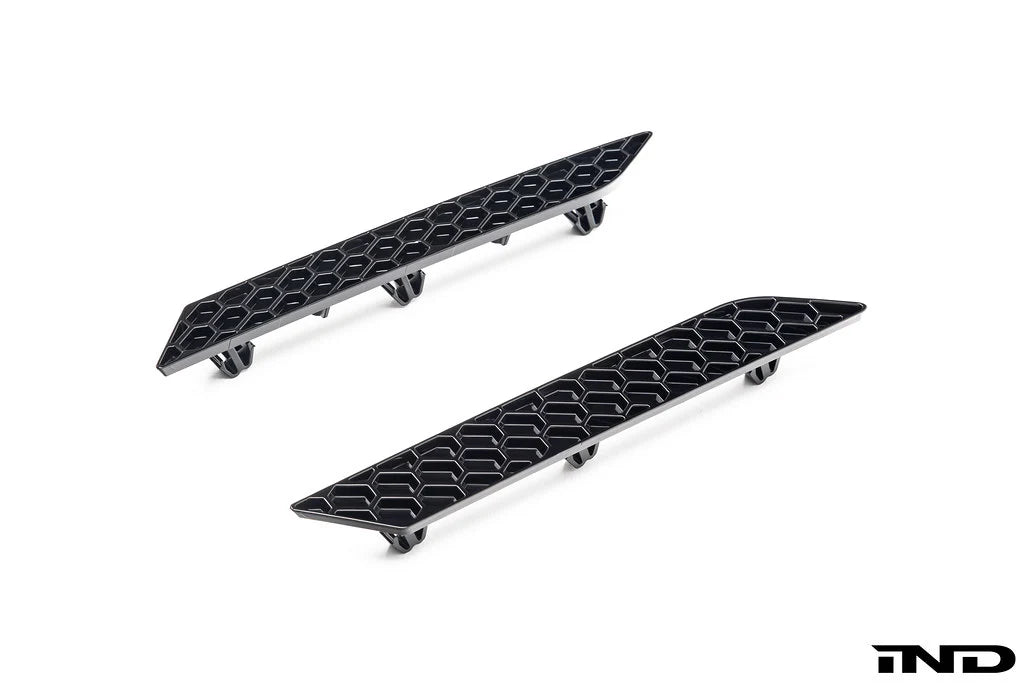 BMW M5 G90 G99 Gloss Black Rear Reflector Deletes by Acexxon (2024+)