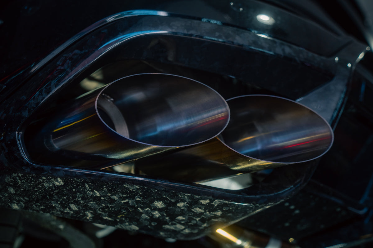 Lamborghini Urus Titanium Valved Sport Exhaust System by Valvetronic