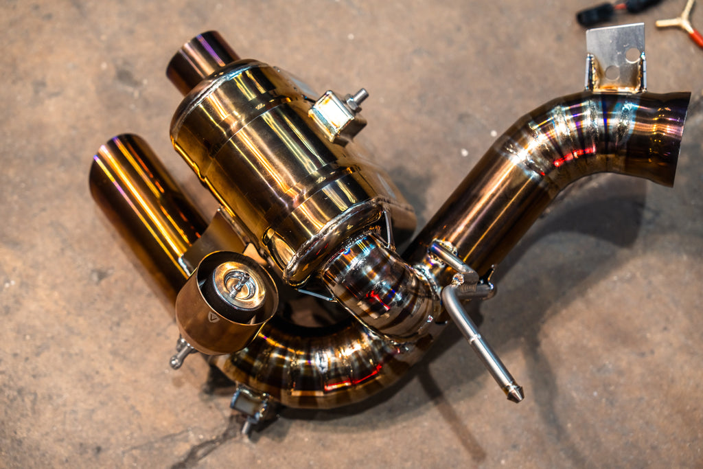 Ferrari F12berlinetta & 812 Superfast/GTS Titanium Valved Sport Exhaust System by Valvetronic