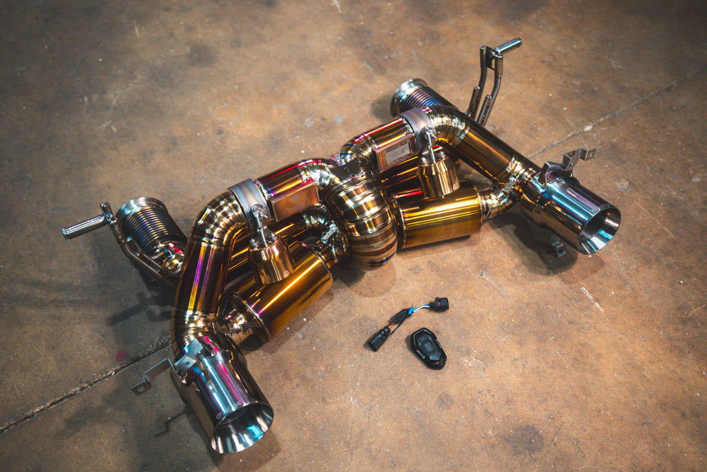 Lamborghini Huracán Performante / EVO / STO / Tecnica F1 & Valved Exhaust by Valvetronic