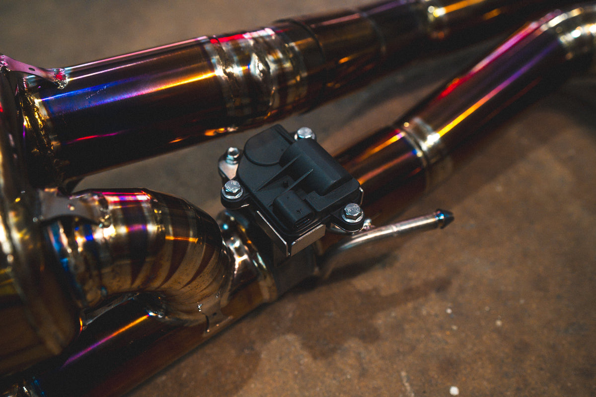 Lamborghini Urus Titanium Valved Sport Exhaust System by Valvetronic