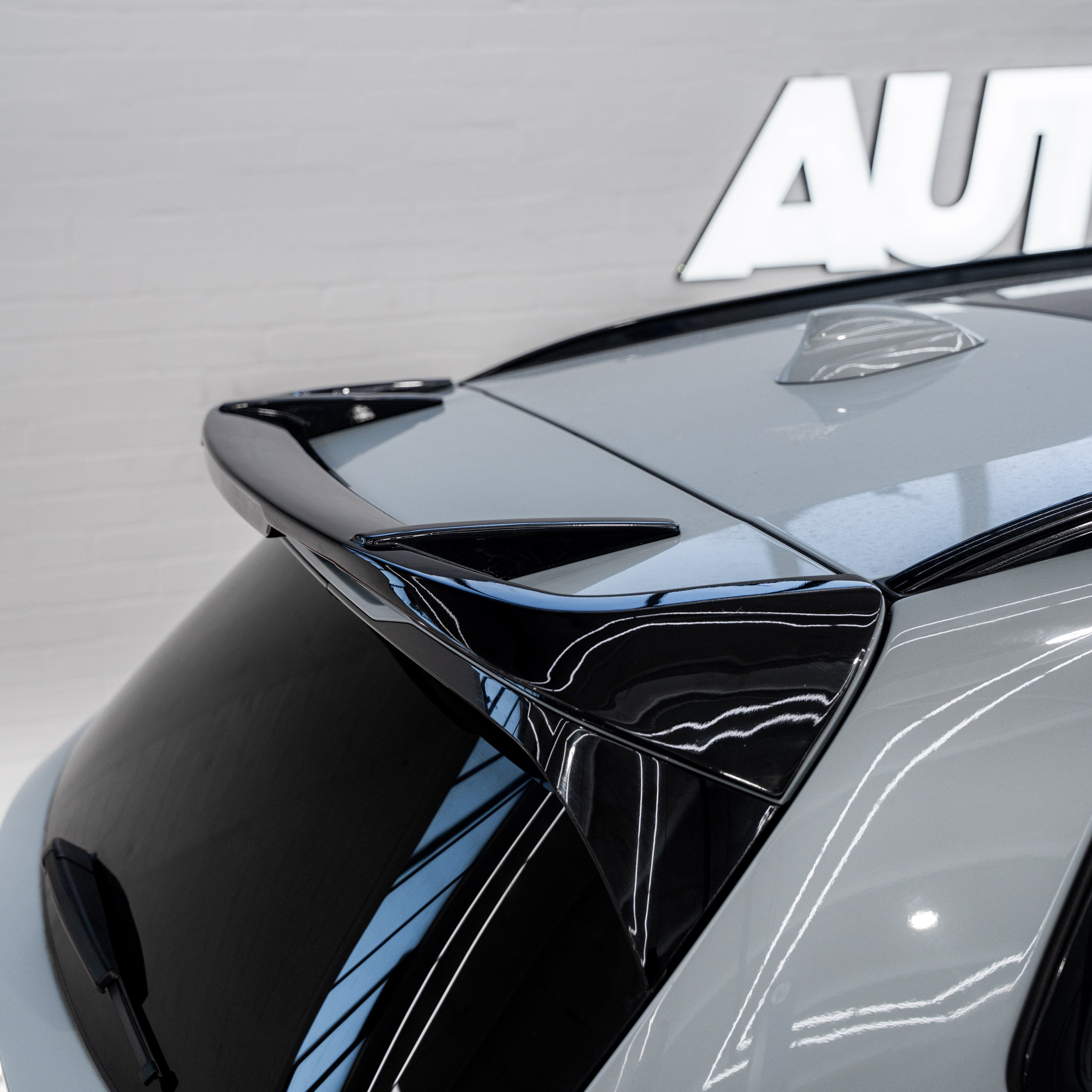 Glanzend zwarte achterspoiler voor BMW X3 door FORM (2018+, G01)