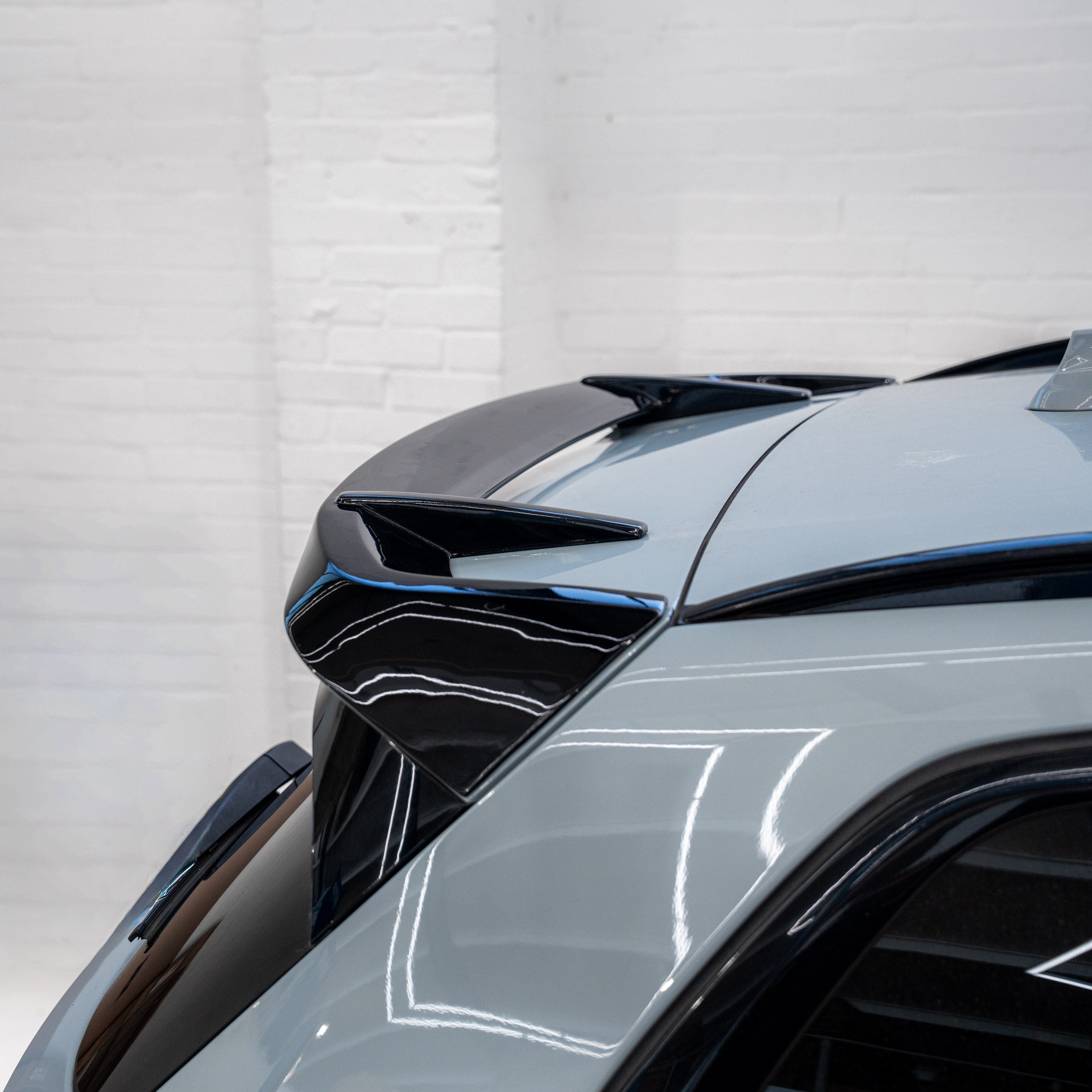 Glanzend zwarte achterspoiler voor BMW X3 door FORM (2018+, G01)