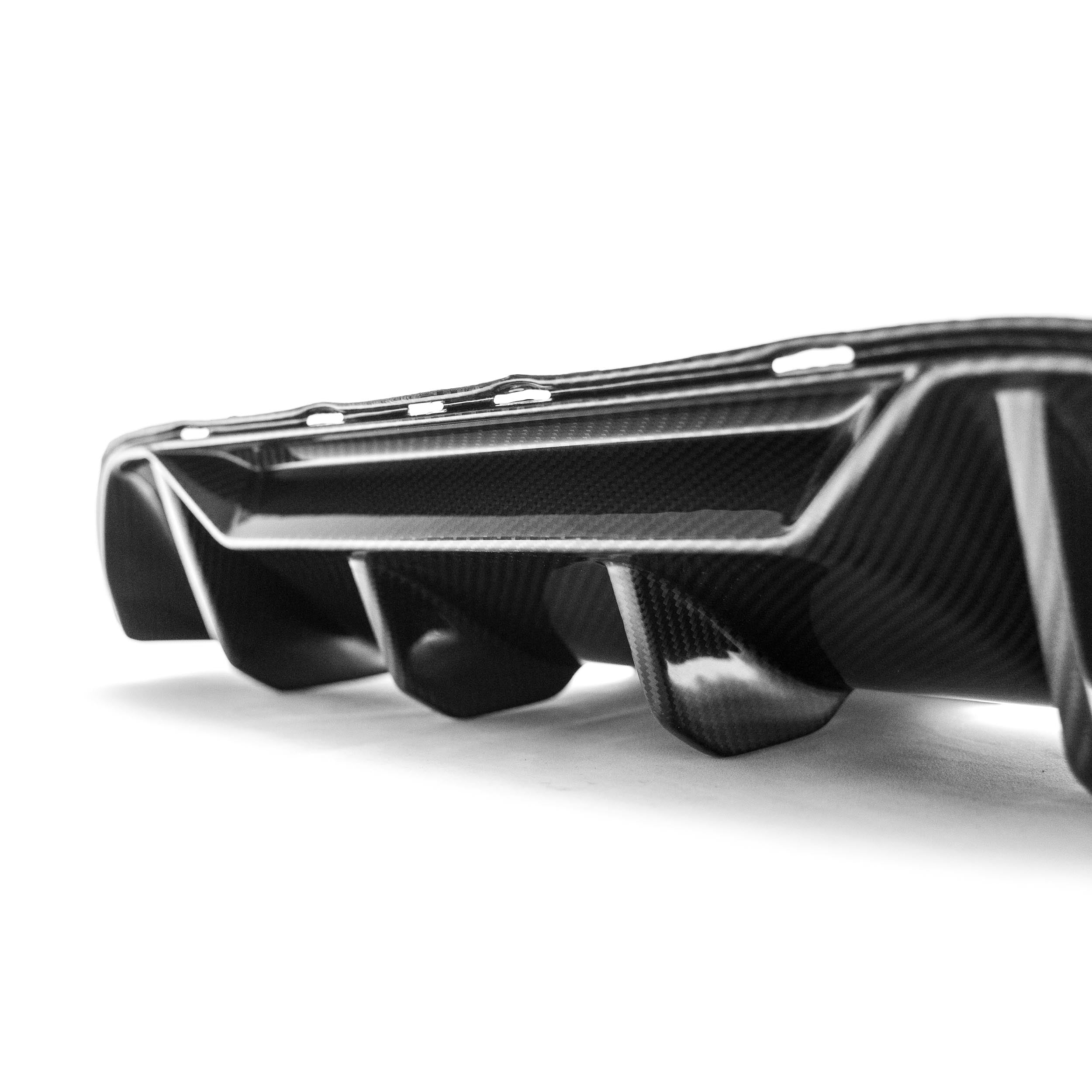 BMW M5 F90 Pre-preg Carbon Fibre Rear Diffuser Pro by FORM (2017-2023)
