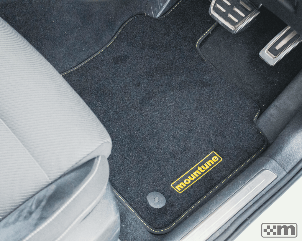 Mountune LUX Interior Floor Mats Golf Mk7 installed