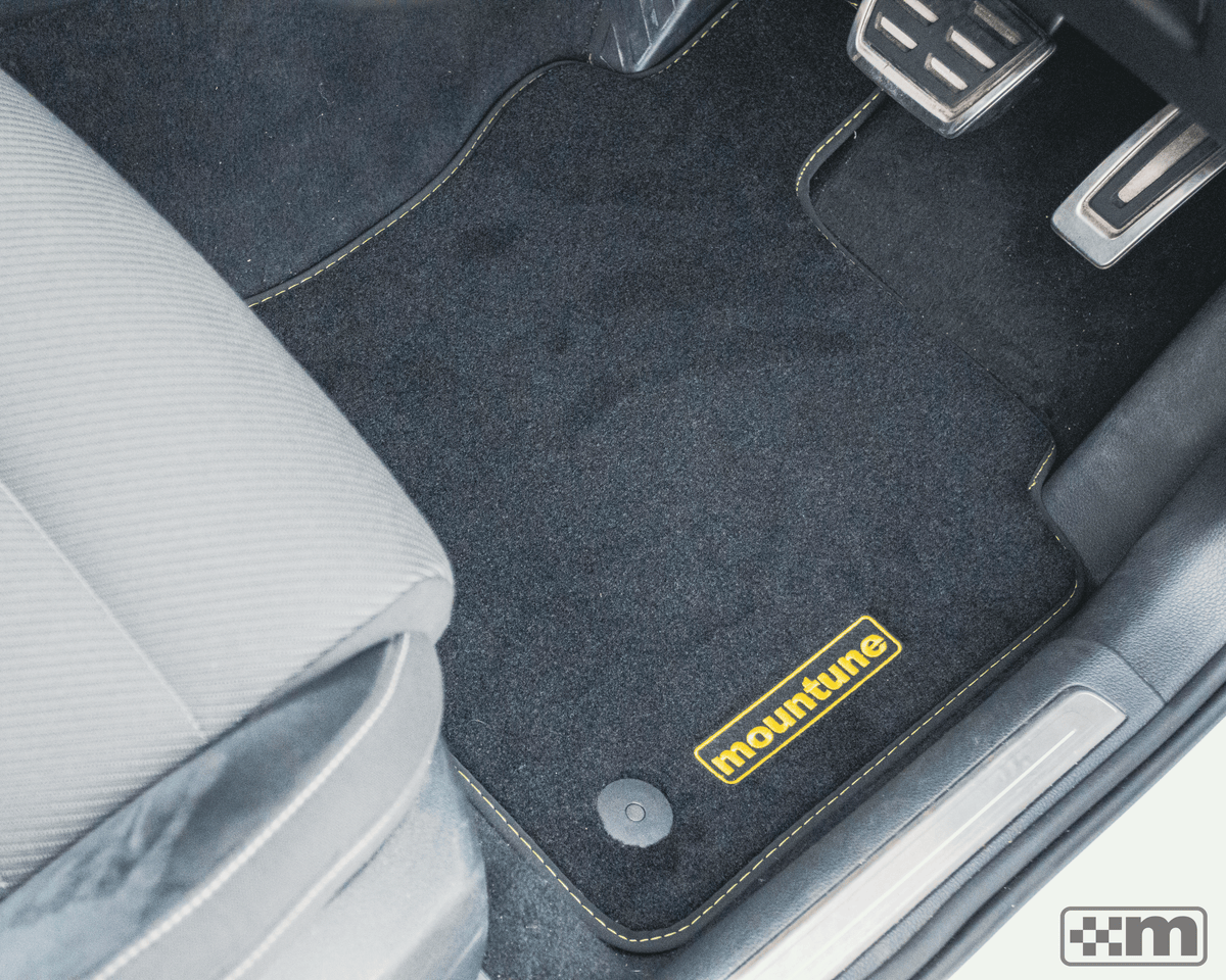 Mountune LUX Interior Floor Mats Golf Mk7 installed