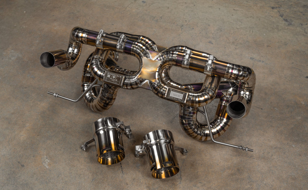 Lamborghini Huracán Performante / EVO / STO / Tecnica F1 & Valved Exhaust by Valvetronic