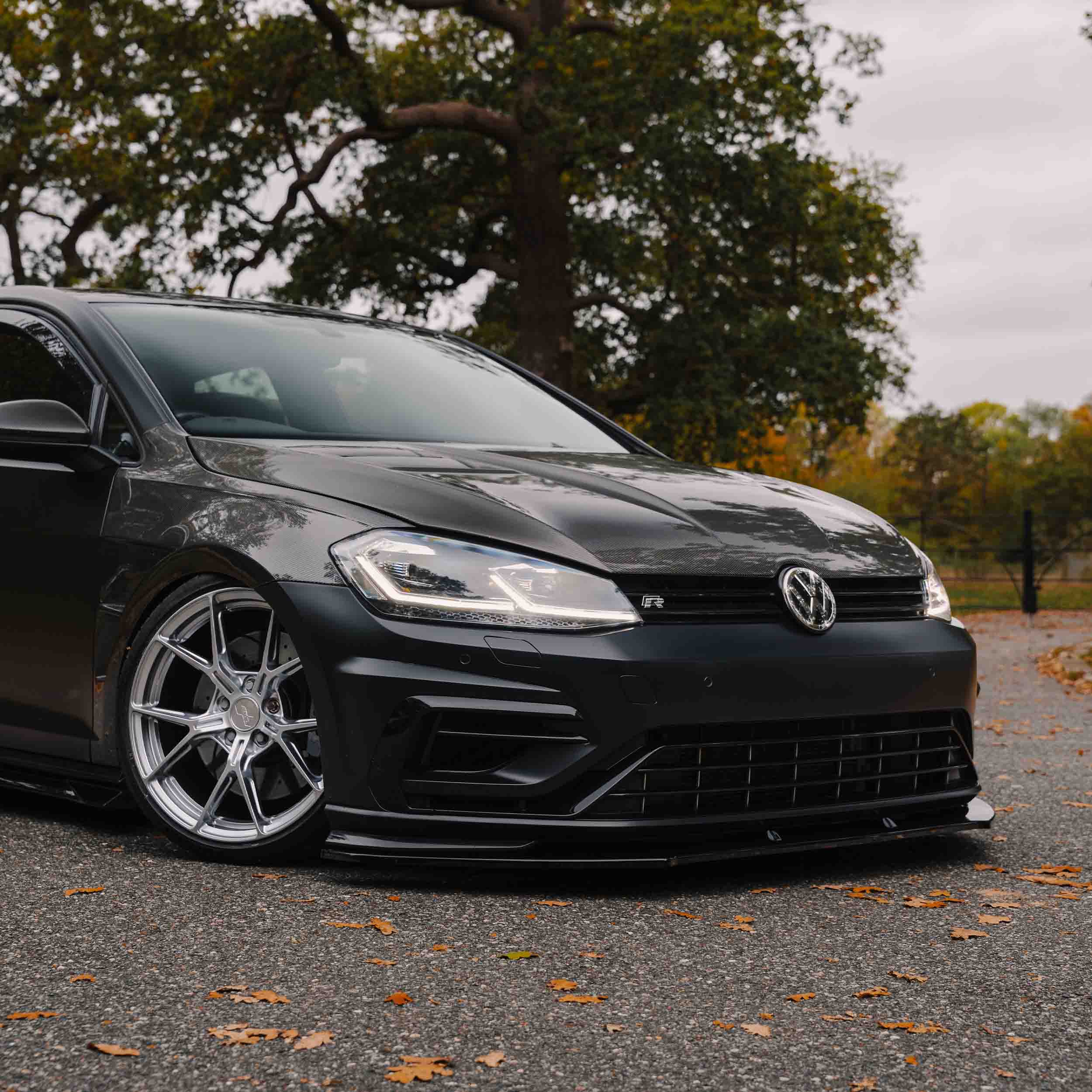 AU10 Flow Form 19" Limited Edition Wheels by AUTOID x Bola