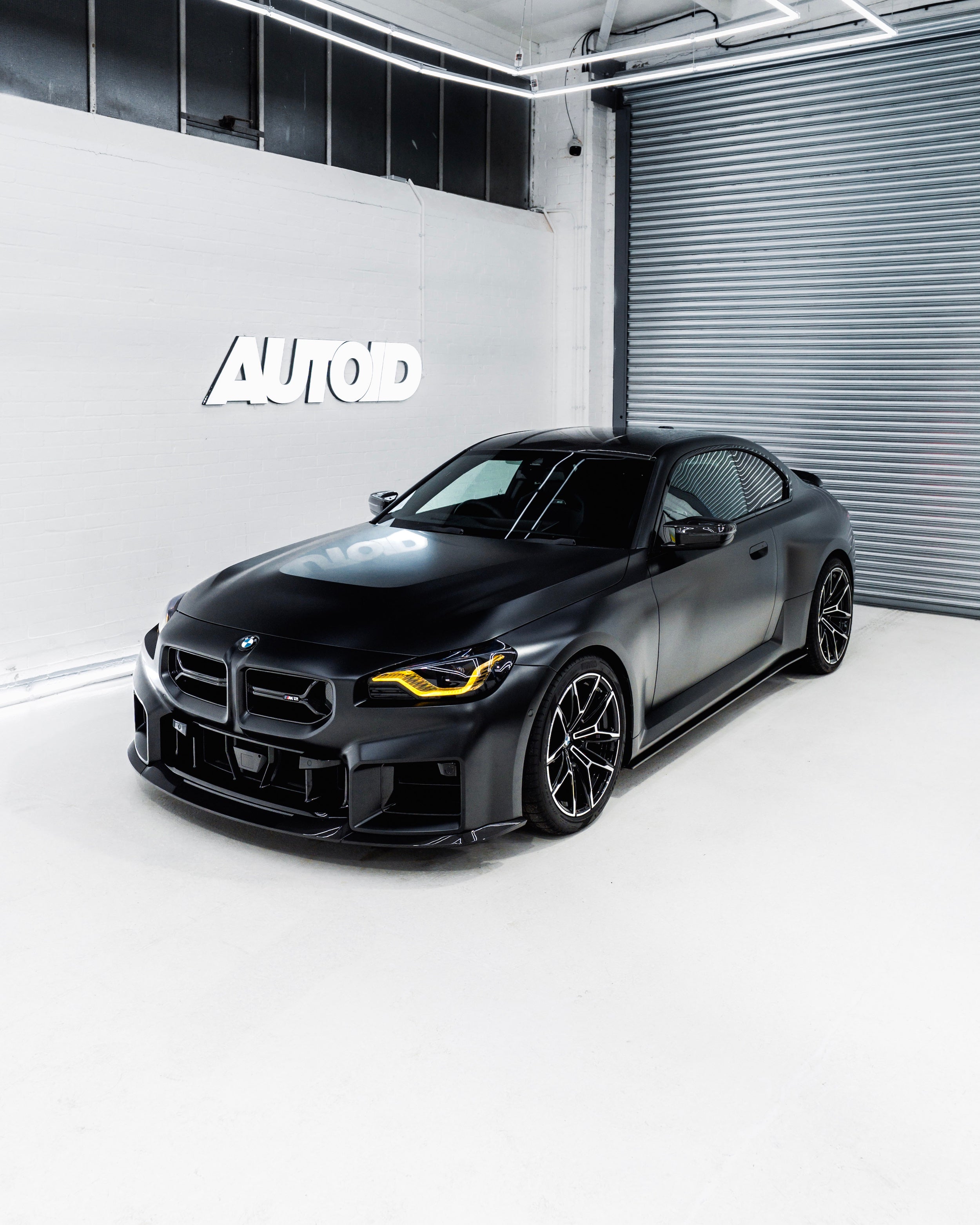 BMW G87 M2 TR87 flacher Frontsplitter aus Karbonfaser von TRE (2023+)