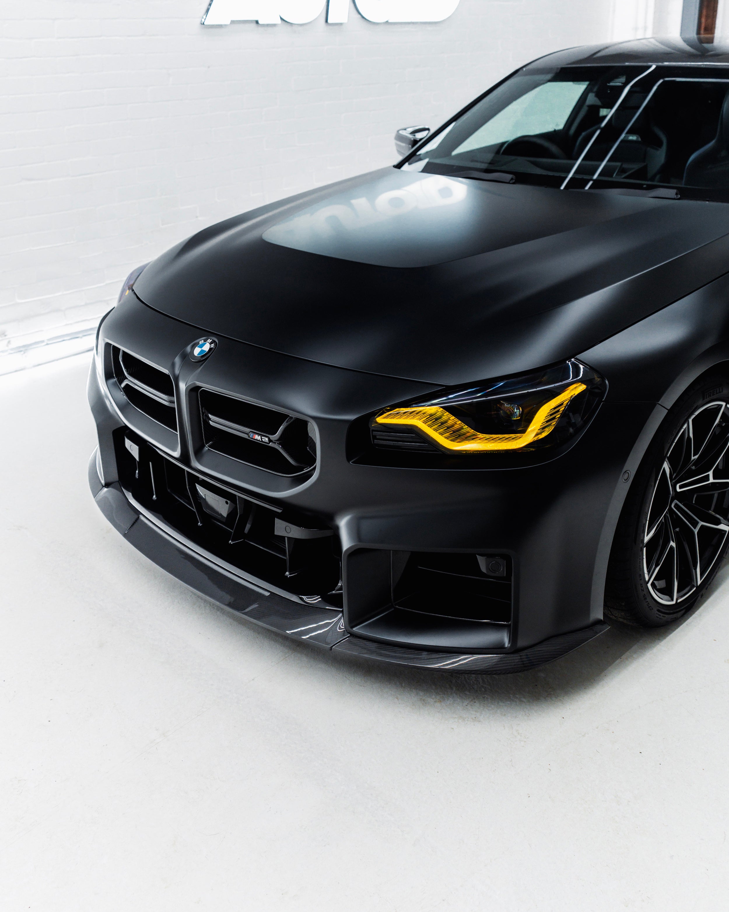 Divisor frontal plano de fibra de carbono BMW G87 M2 TR87 de TRE (2023+)