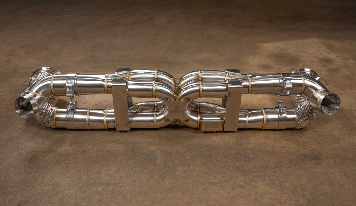 Porsche 911 GT2 RS 991.2 F1 Exhaust System 1 PNG