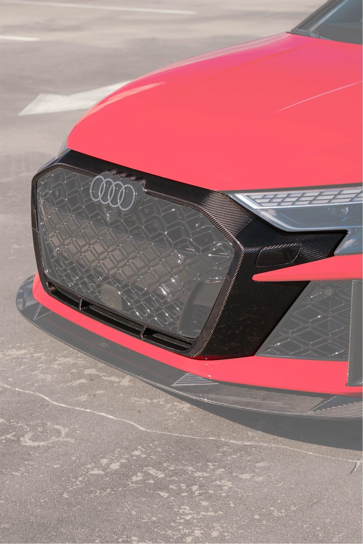 Audi RS3 8Y LCI Carbon Front Grille Surround — highlighted installed view