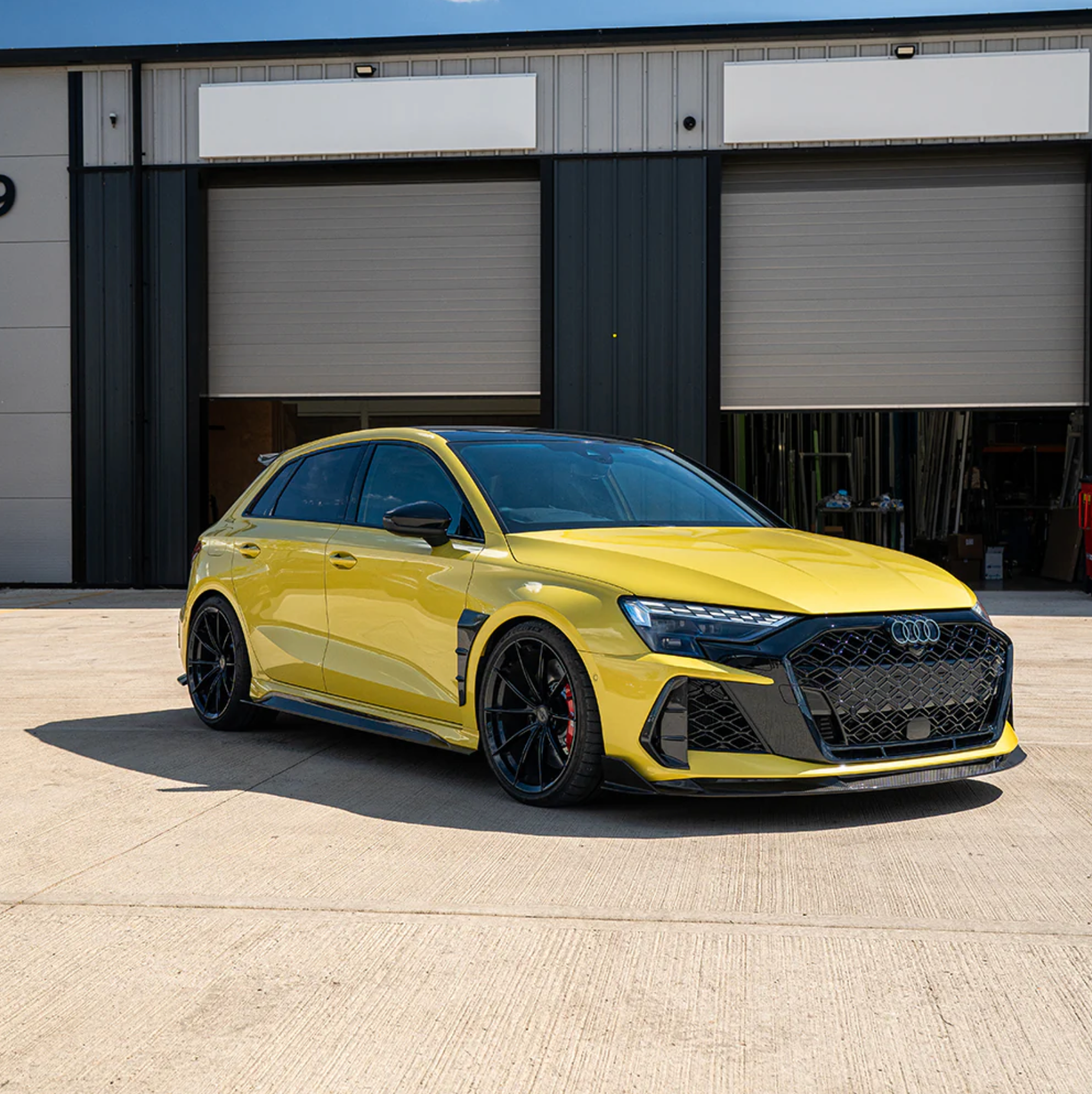 Audi RS3 8Y LCI Sportback Komplettes Karosserie-Kit aus Kohlefaser (2025+)