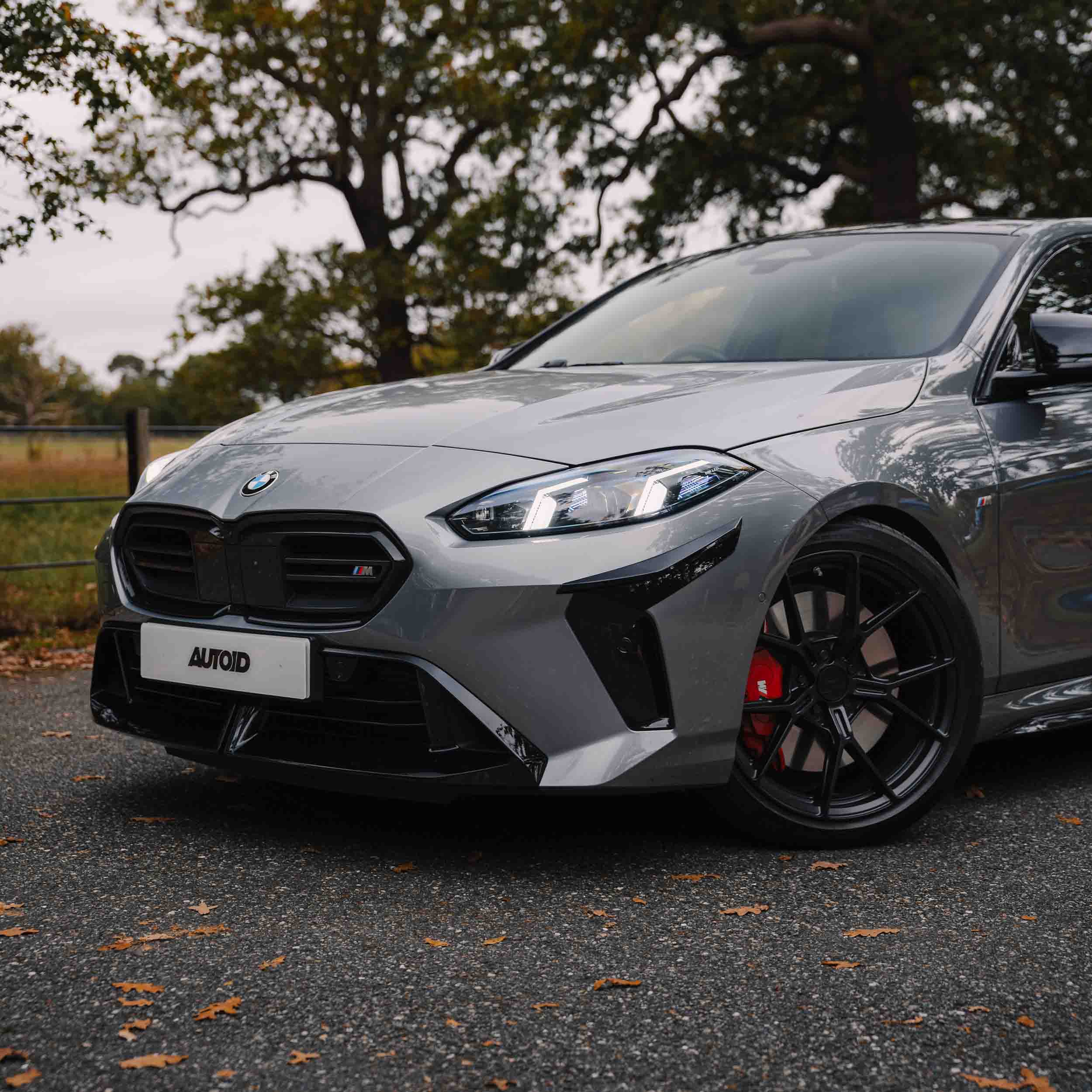 AU10 Flow Form 18" Limited Edition Wheels by AUTOID x Bola
