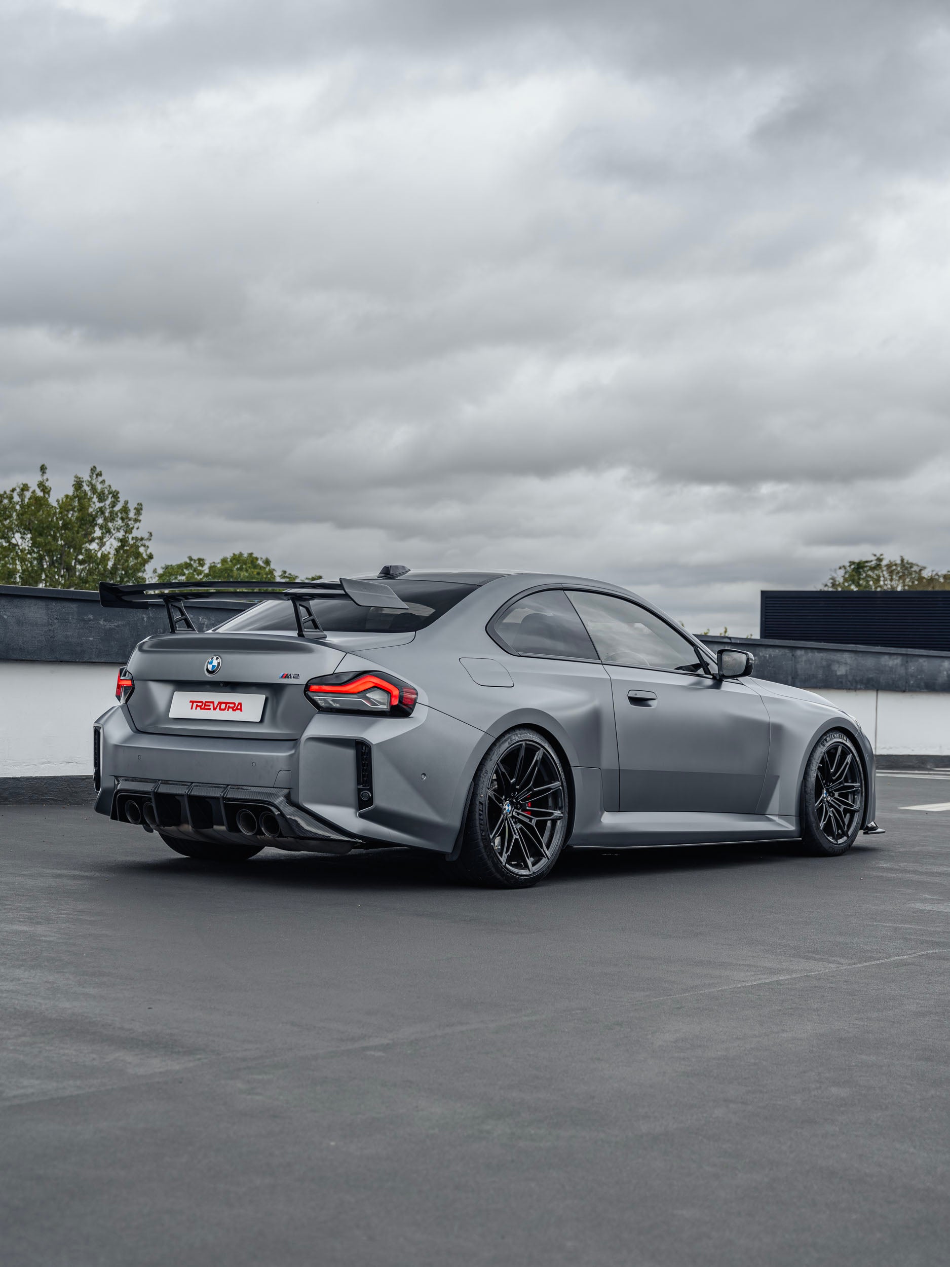 Alerón trasero de fibra de carbono Track para BMW M2 G87 TR87 por TREVORA (2022+)