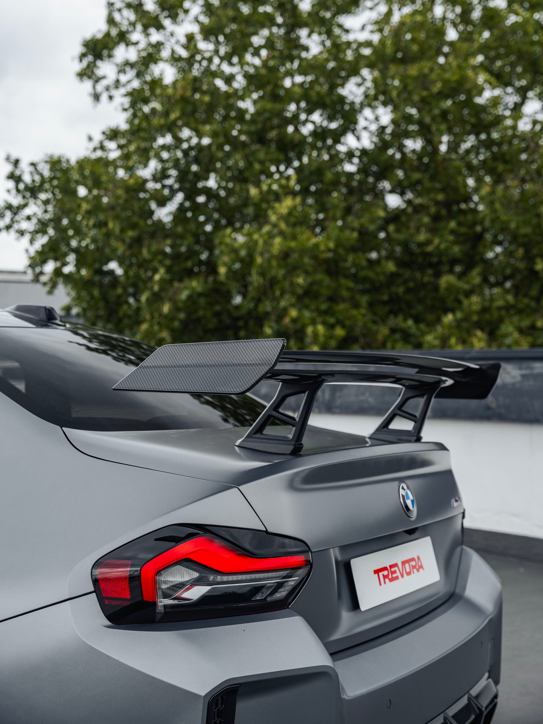 Alerón trasero de fibra de carbono Track para BMW M2 G87 TR87 por TREVORA (2022+)