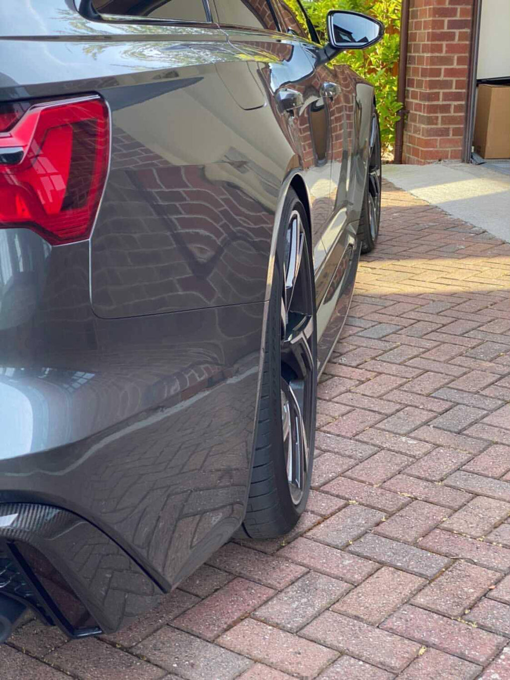AP Dry Carbon Fibre Side Skirts for Audi RS6 & RS7 (2020+, C8) - AUTOID® - Side Skirts & Winglets - Automotive Passion