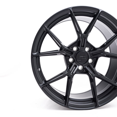 AU10 Flow Formed 18" Limited Edition Wheels by AUTOID x Bola - AUTOID® - Flow Forged Wheels - Bola