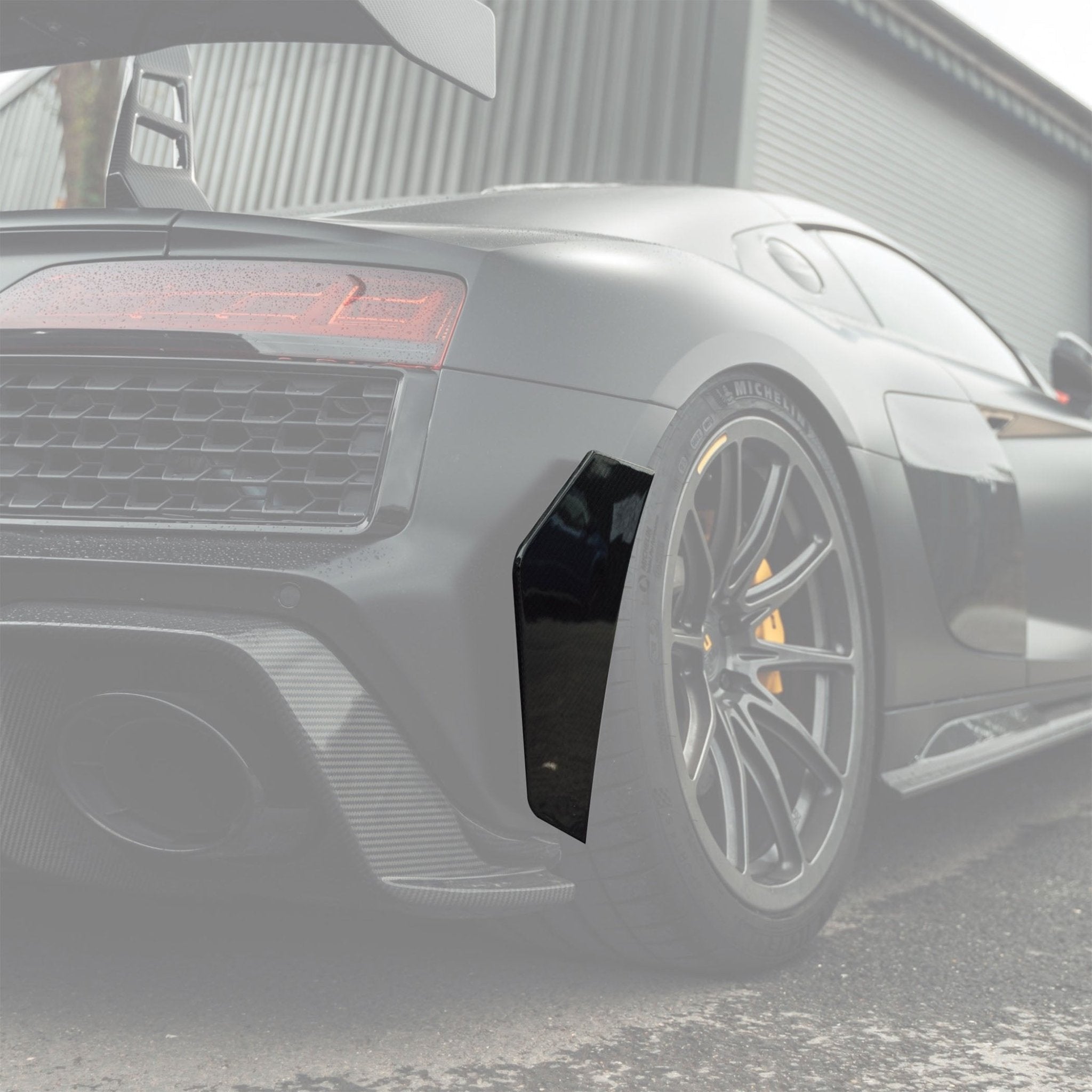 Audi R8 4S Facelift LCI Pre-Preg Carbon Fibre Rear Bumper Canards by FORM (2021-2024) - AUTOID® - Bumper Inserts & Trim - FORM Industries